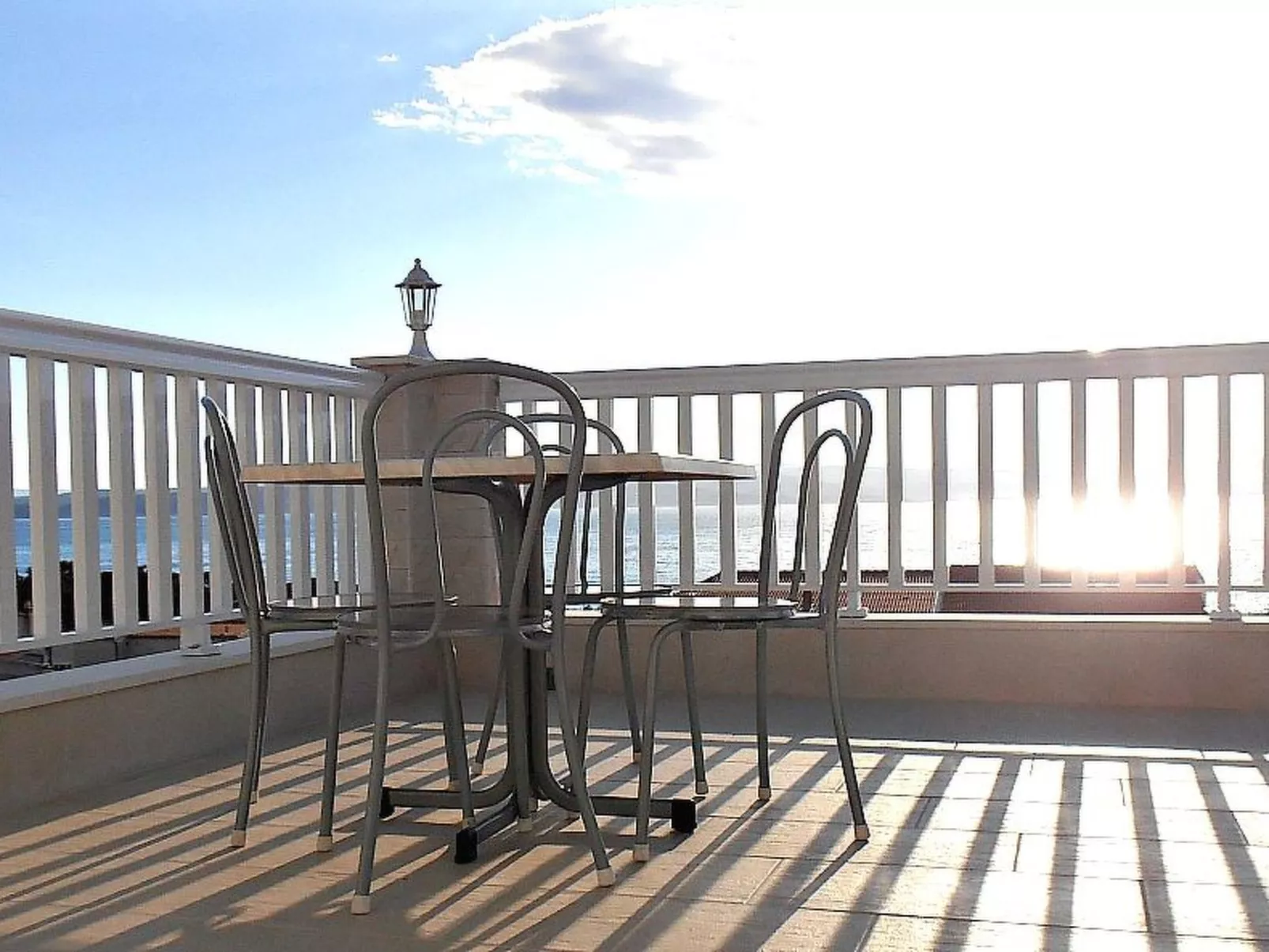 Strandnahe Ferienwohnung mit tollem Ausblick-Binnen