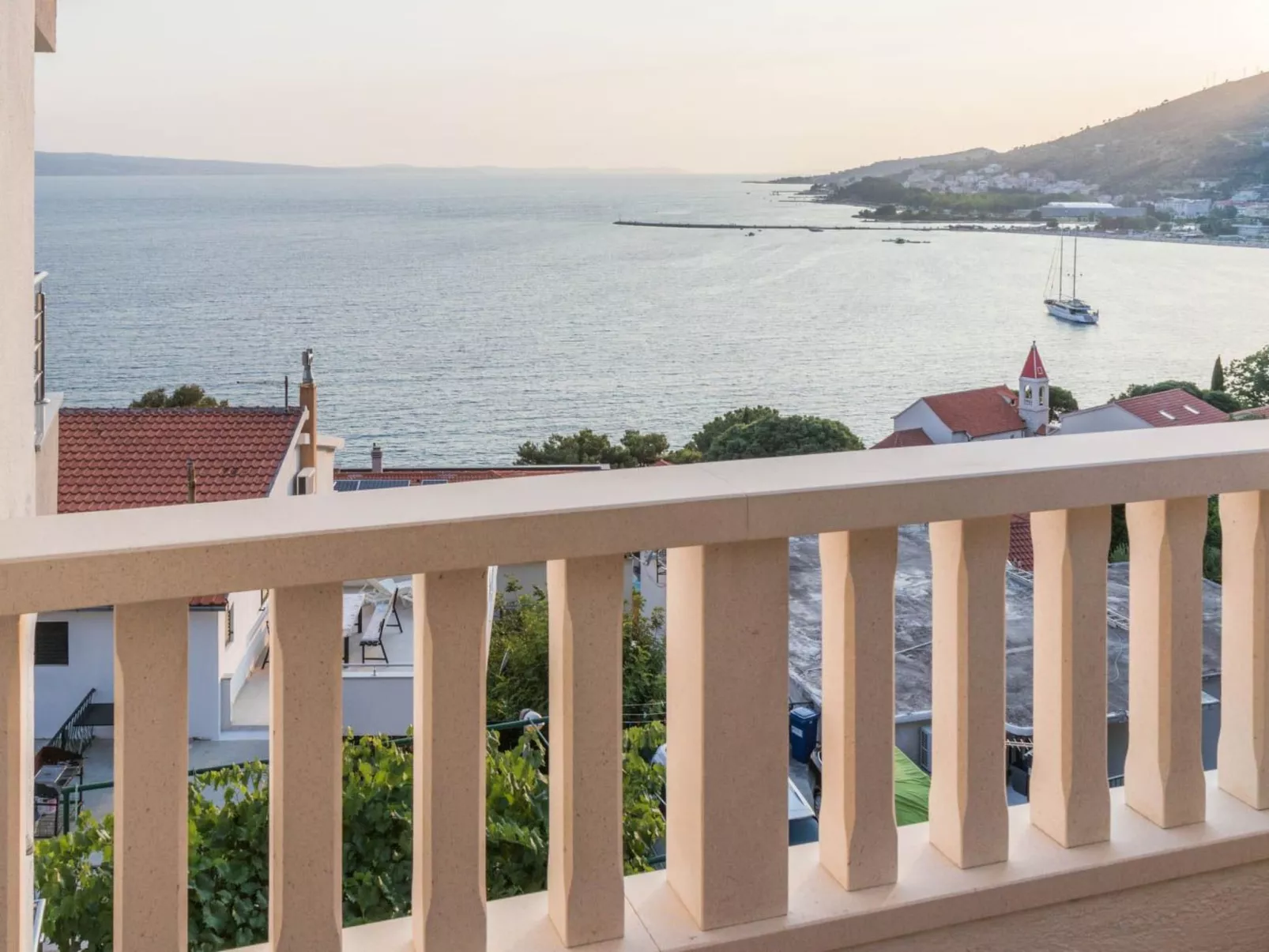 Appartement "Zorka" mit Blick auf das Wasser-Buiten