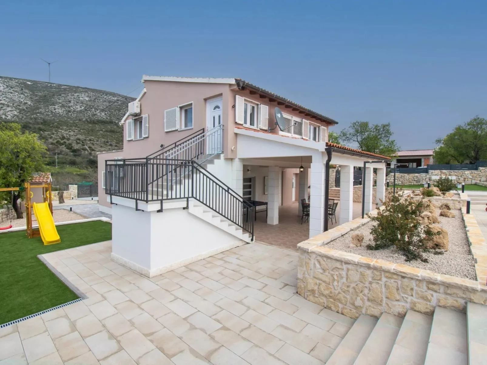 Villa Natura Piedra bei Sibenik-Buiten