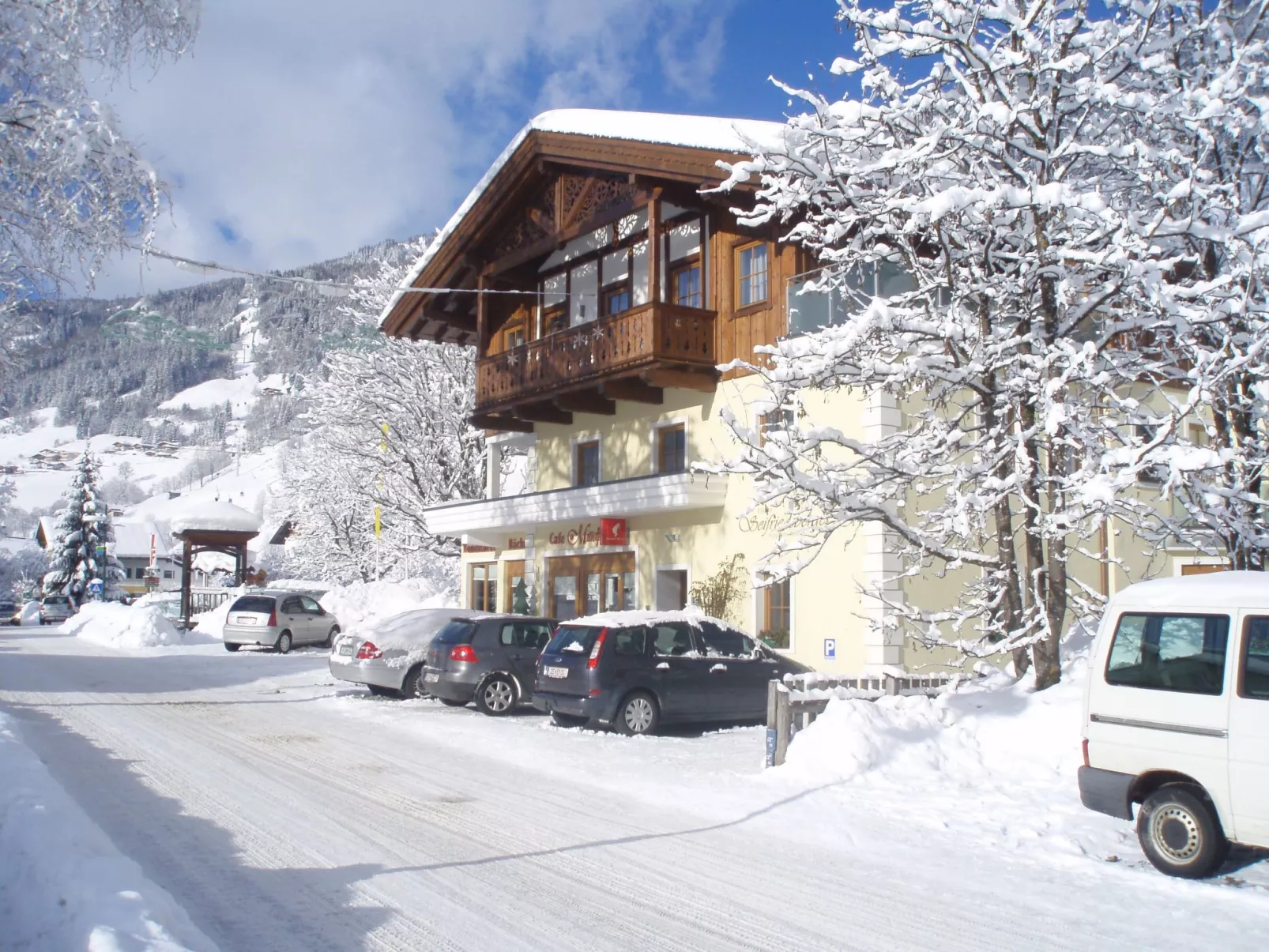 Schöne Wohnung Enzian für vier Personen-Buiten