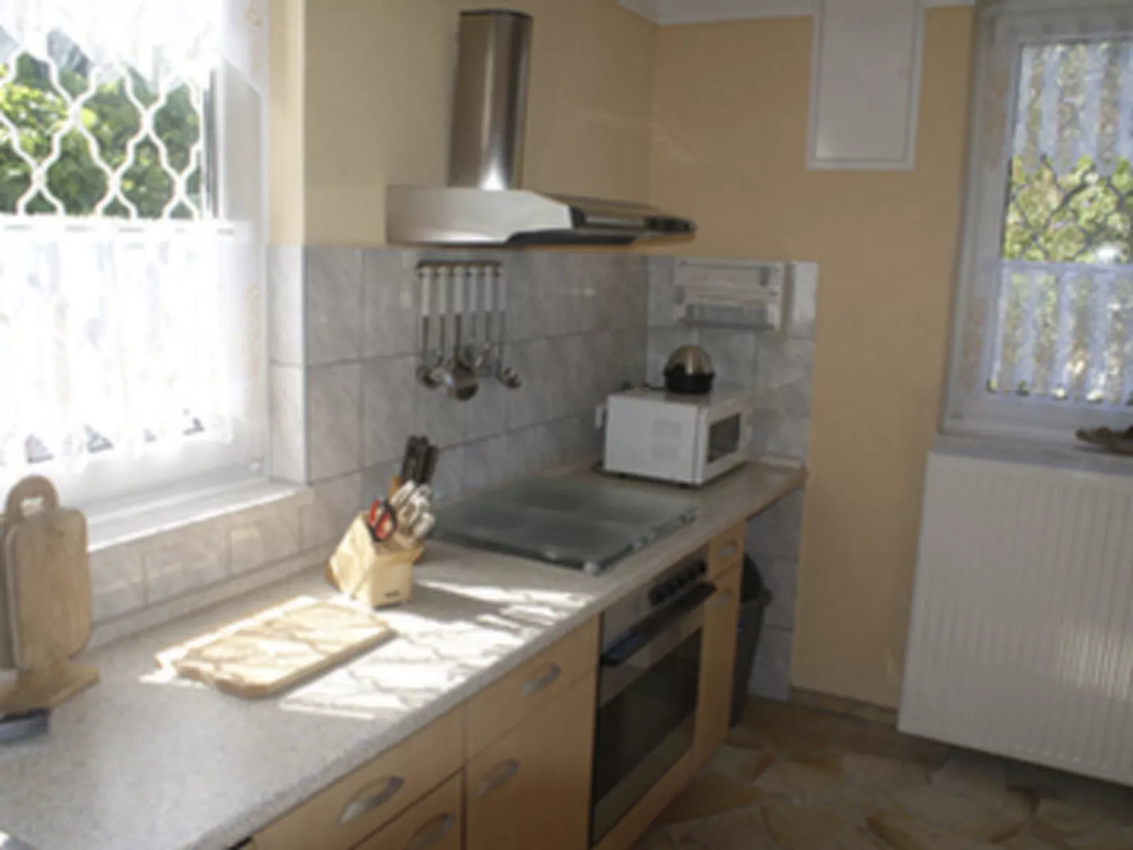 In Igal mit Terrasse und Grill-Image-tags.info