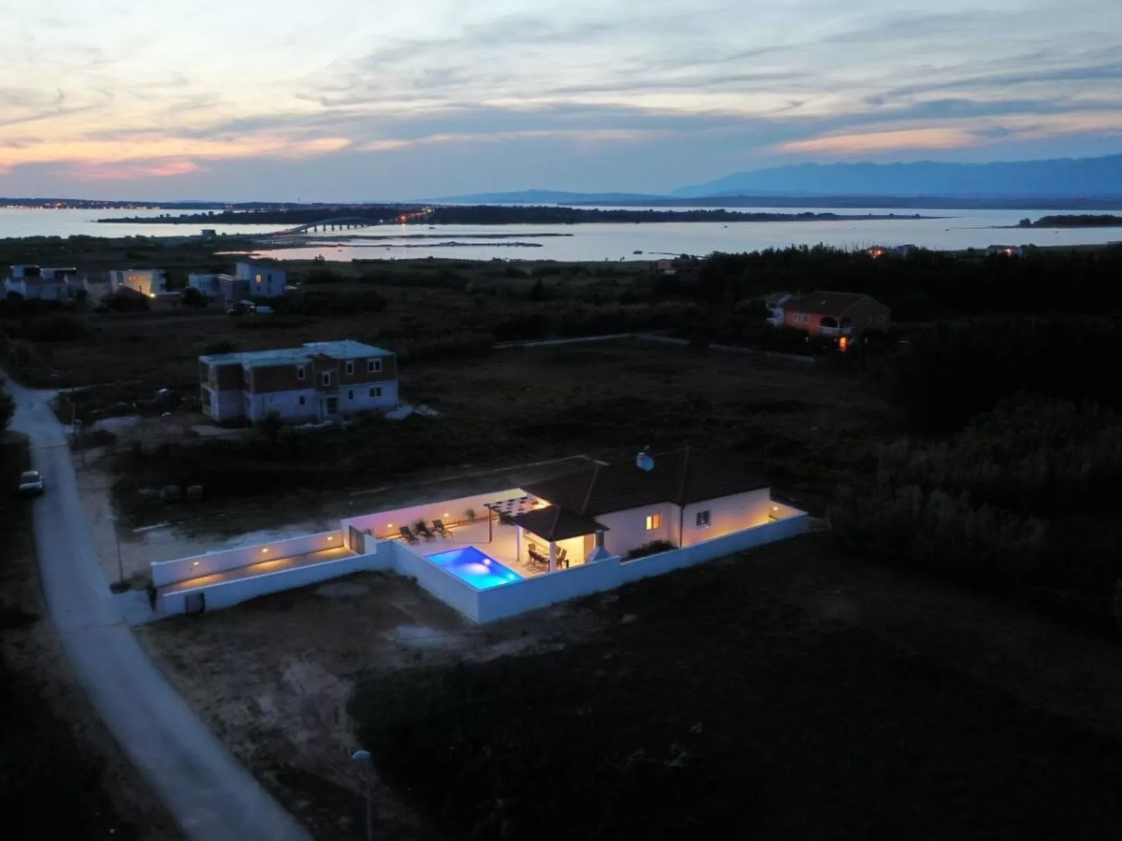 Villa mit beheiztem Pool Privlaka - TA Leut Agency-Buiten