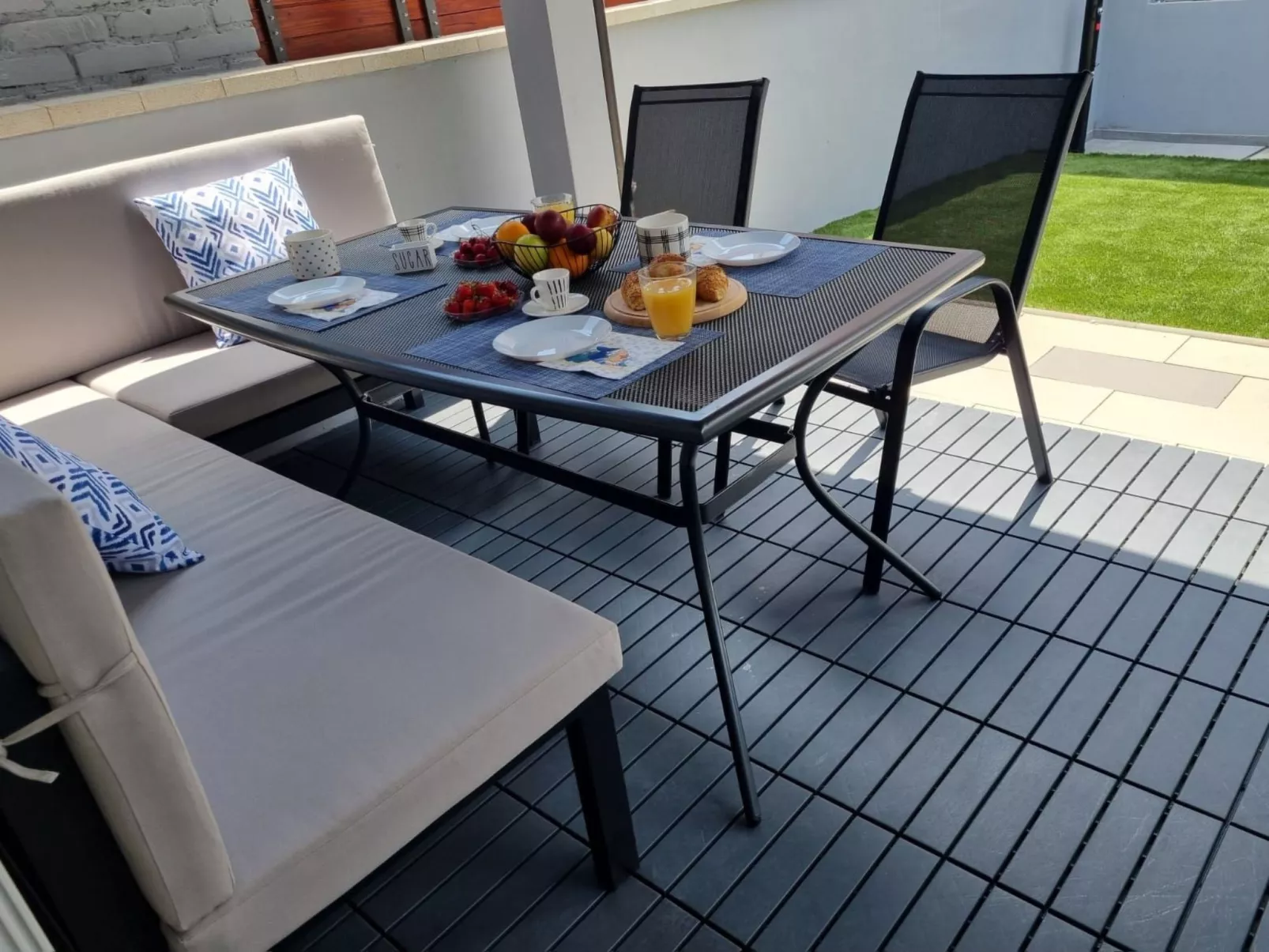 Holiday house Ena-Binnen