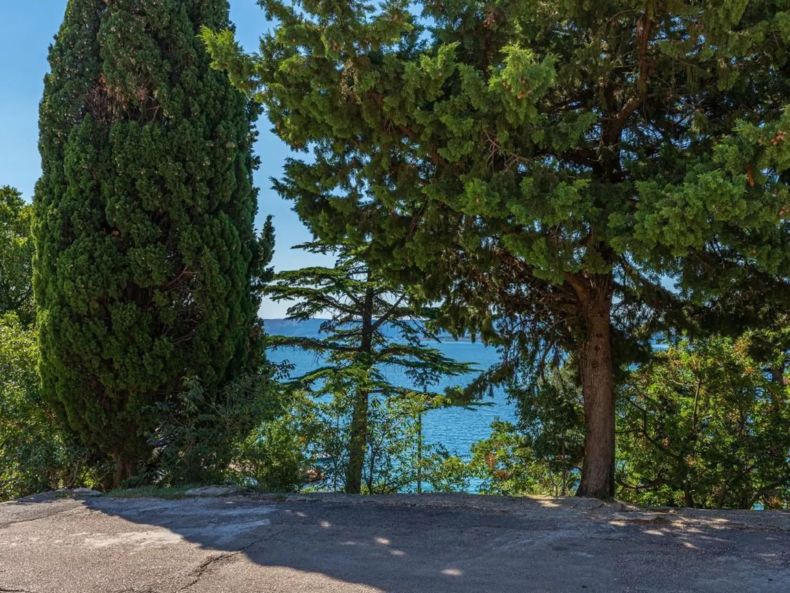 Wohnung in Dramalj mit Kleiner Terrasse-Buiten