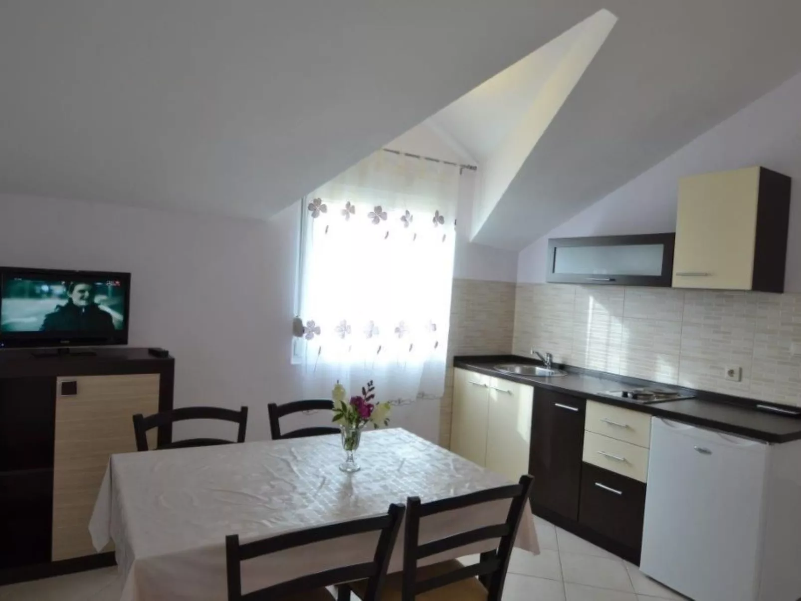 Wohnung mit Balkon-Image-tags.info