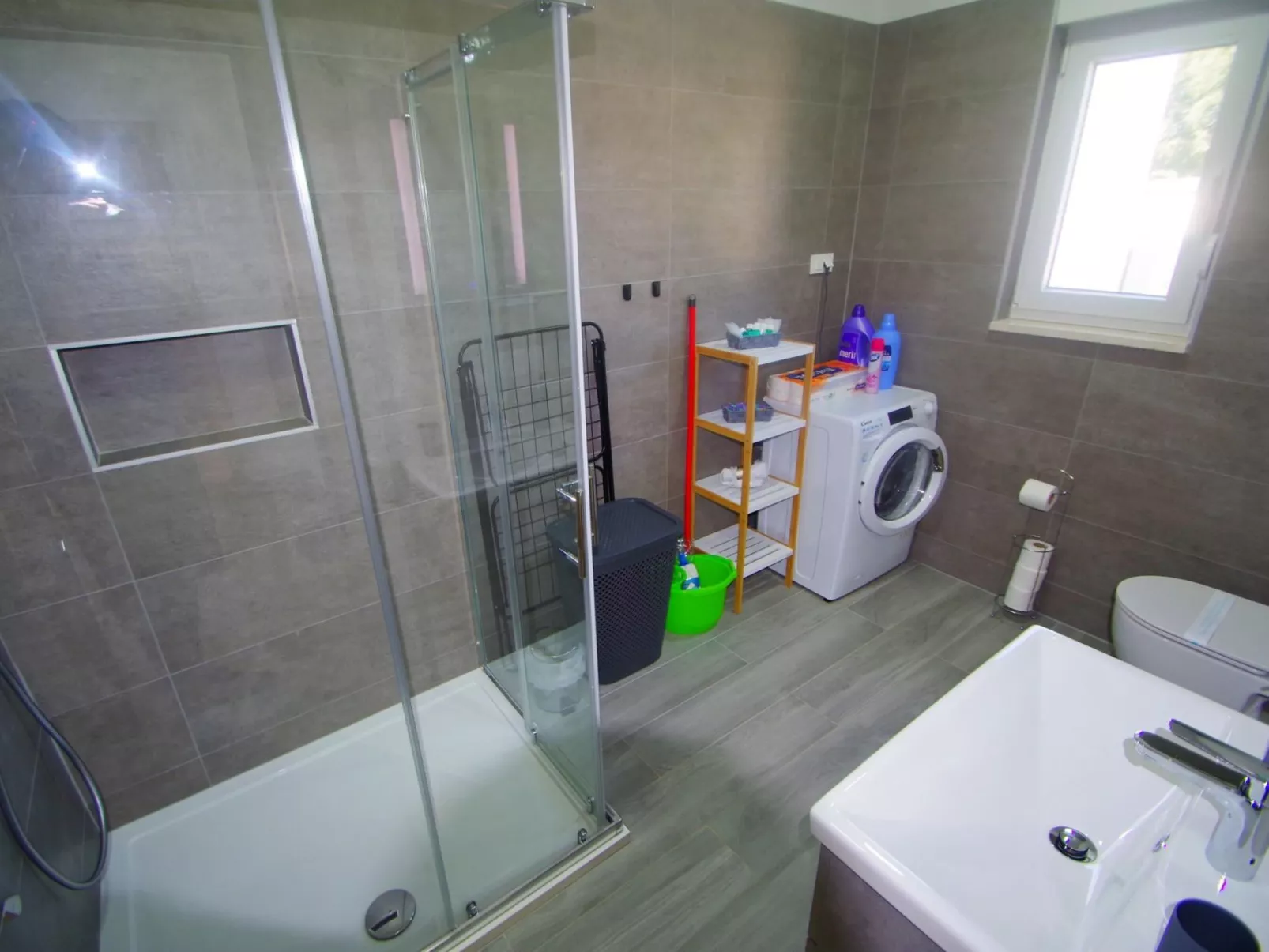 Mit privatem Pool, Dorf Šišan-Binnen