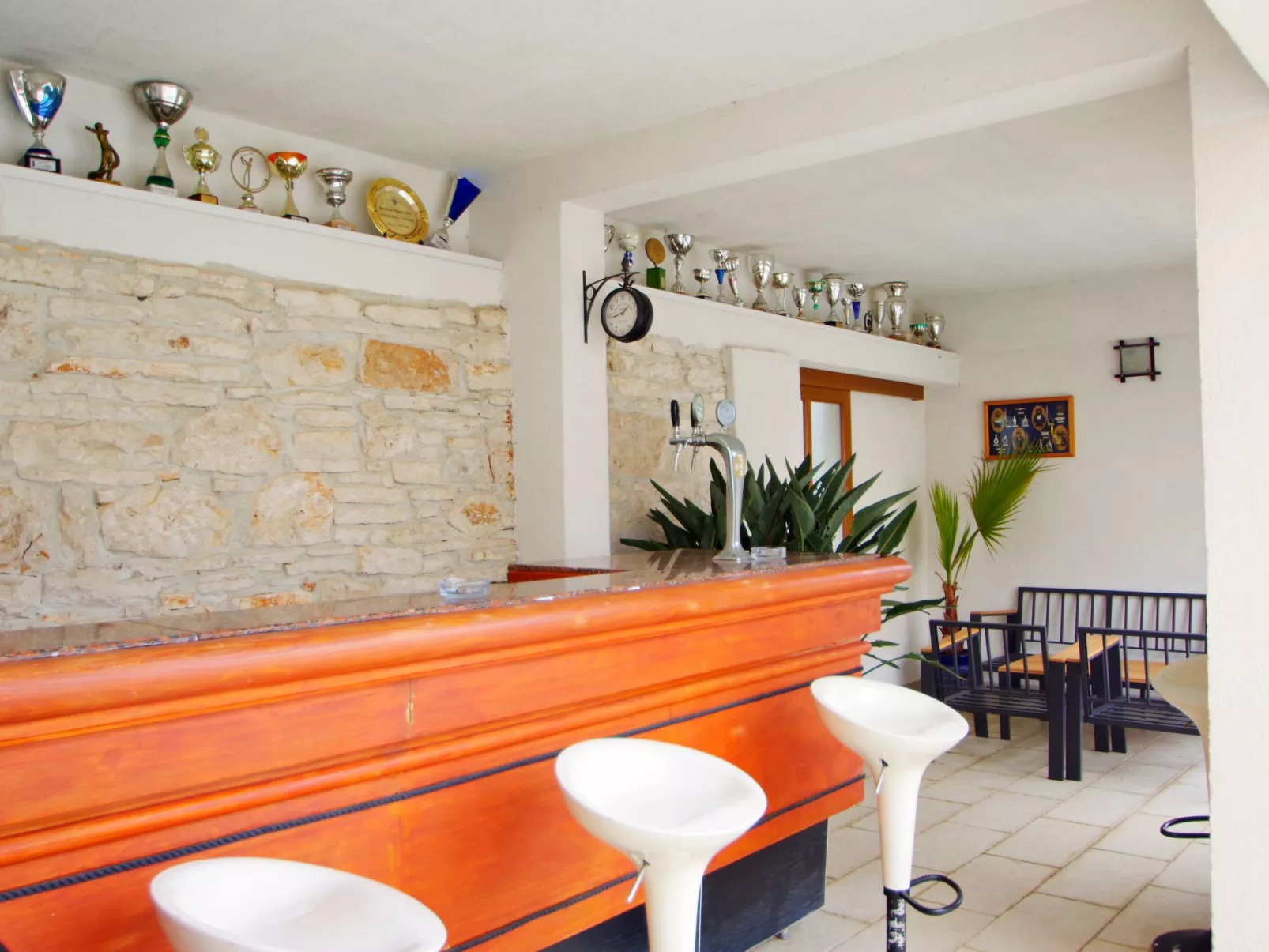 Wohnung "Viola Marija" mit Terrasse-Binnen