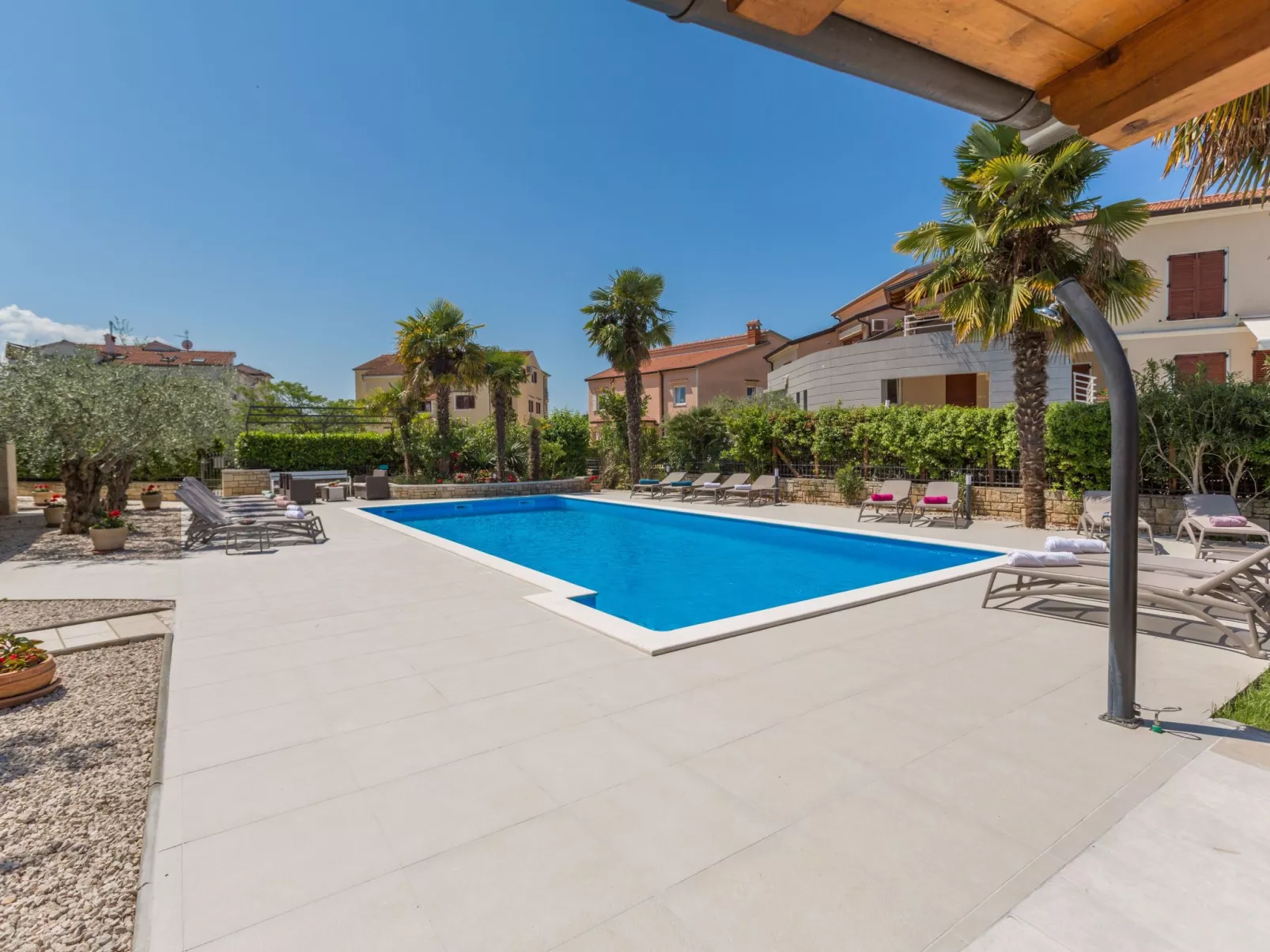 Paradiso Studio-Buiten