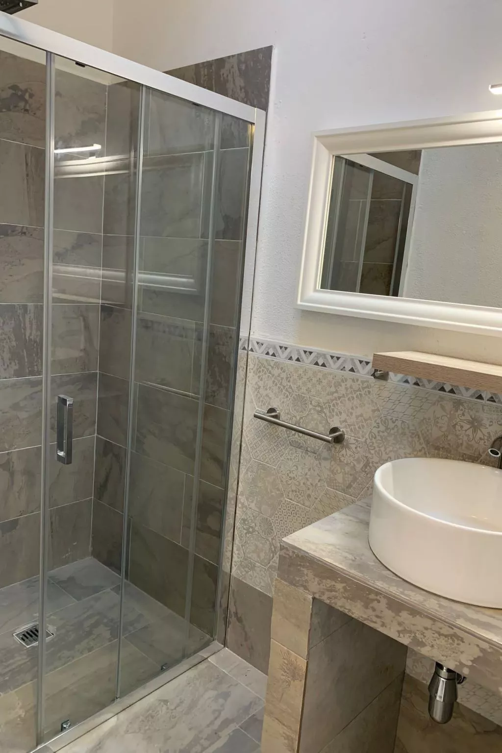 Haus Ulysses in der Nähe des Meeres-Binnen