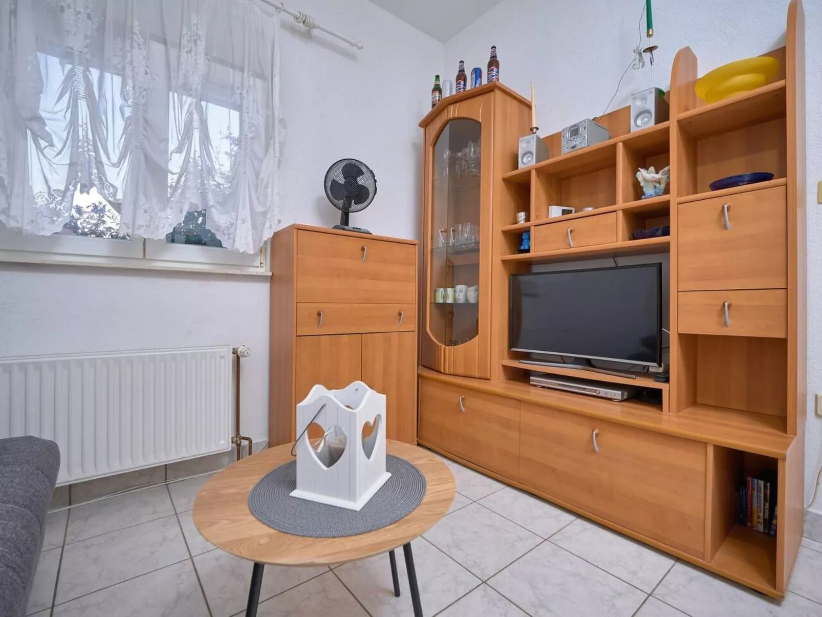 M&M Ferienhaus mit Pool-Binnen