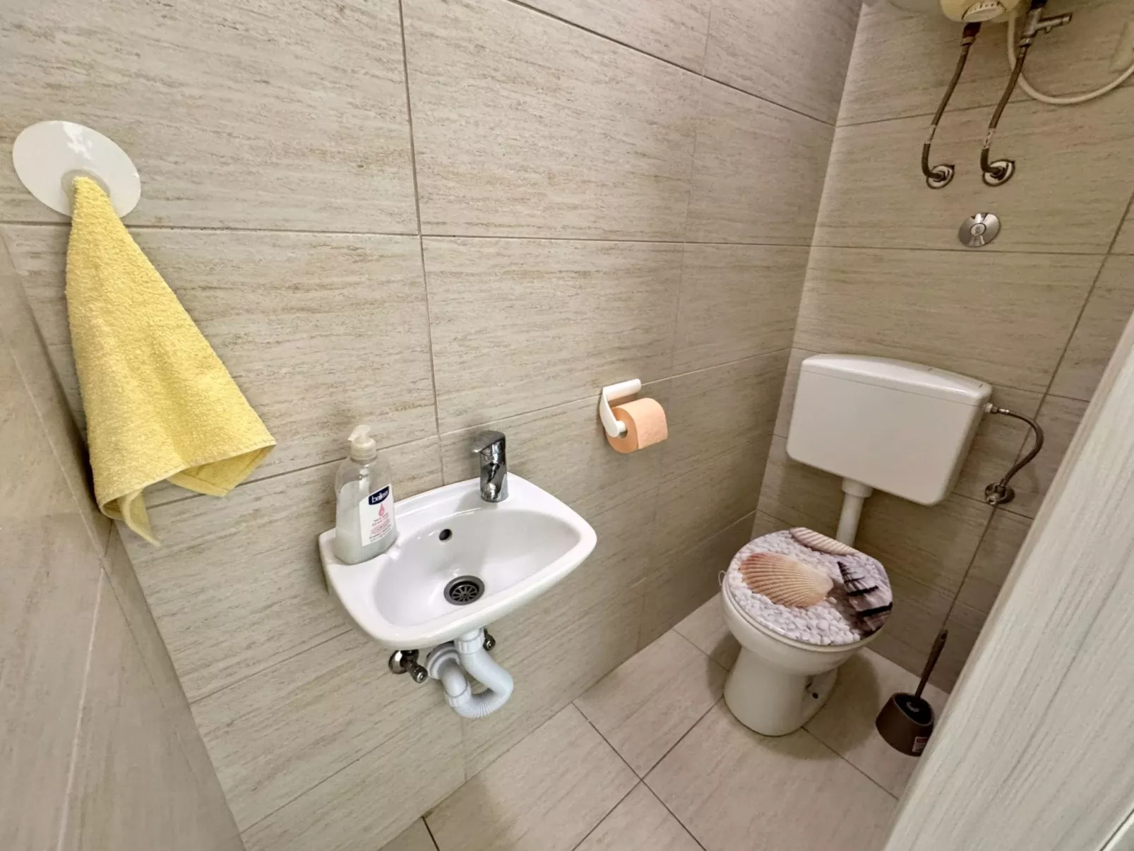 Apartment Rozi-Image-tags.info