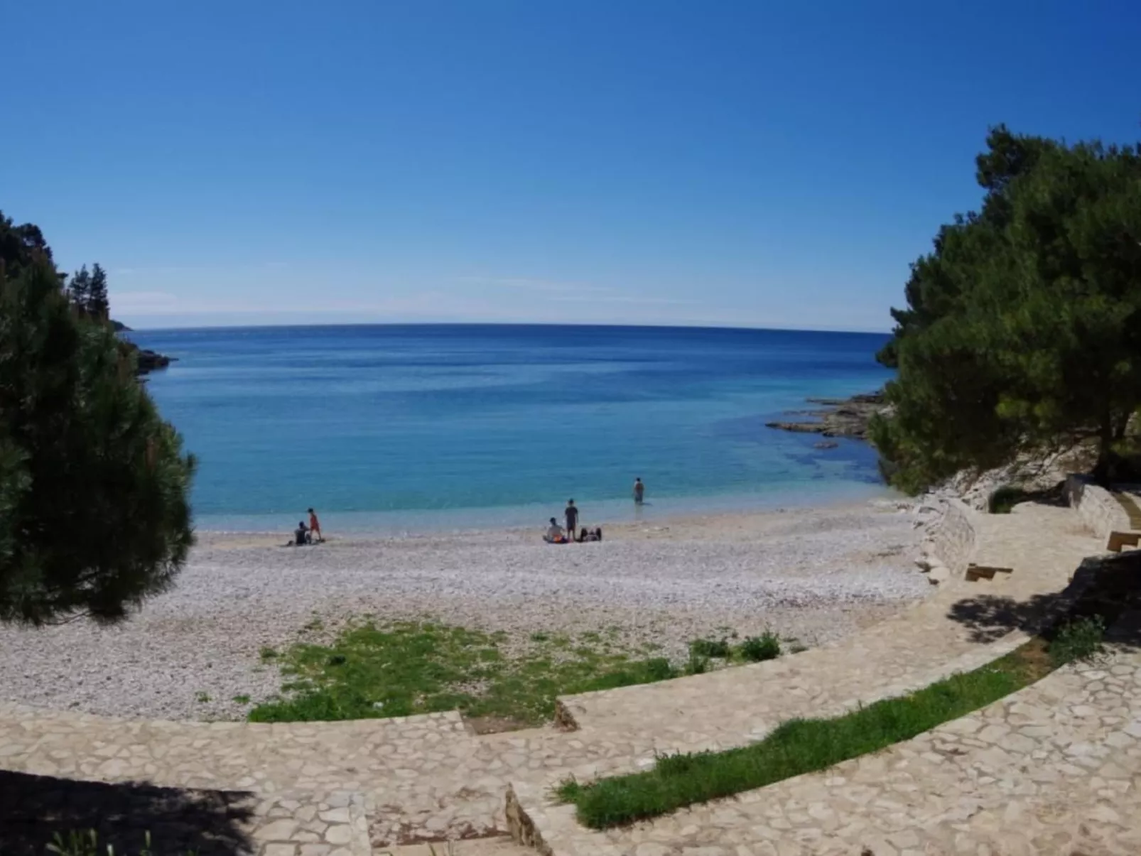 "Dunja", Pula-Buiten