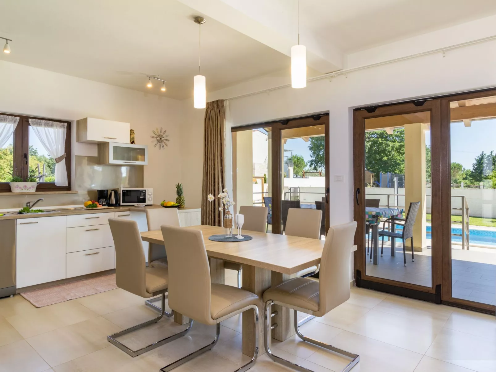 In Juršići mit Privatem Pool-Binnen