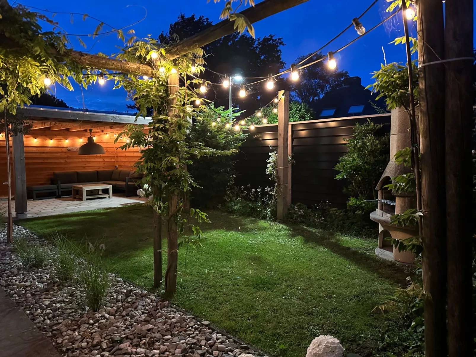 "Cottage" mit Wallbox-Buiten