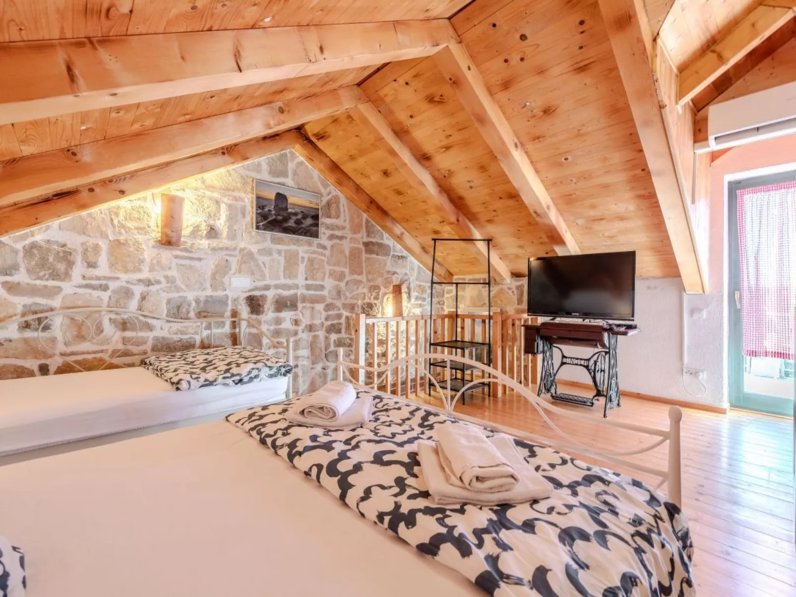 Orhideja - Agentur TA Leut-Binnen