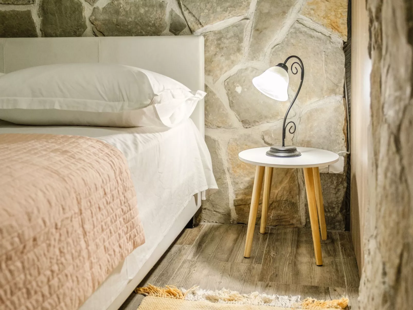 Villa mit vier Schlafzimmern und beheiztem Pool-Binnen