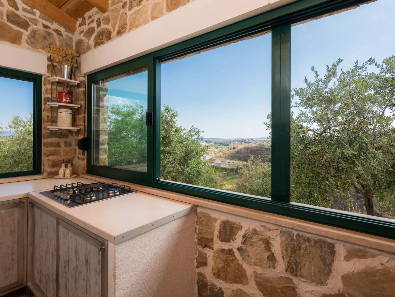 Ferienvilla Kalista mit Pool und tollem Ausblick-Buiten