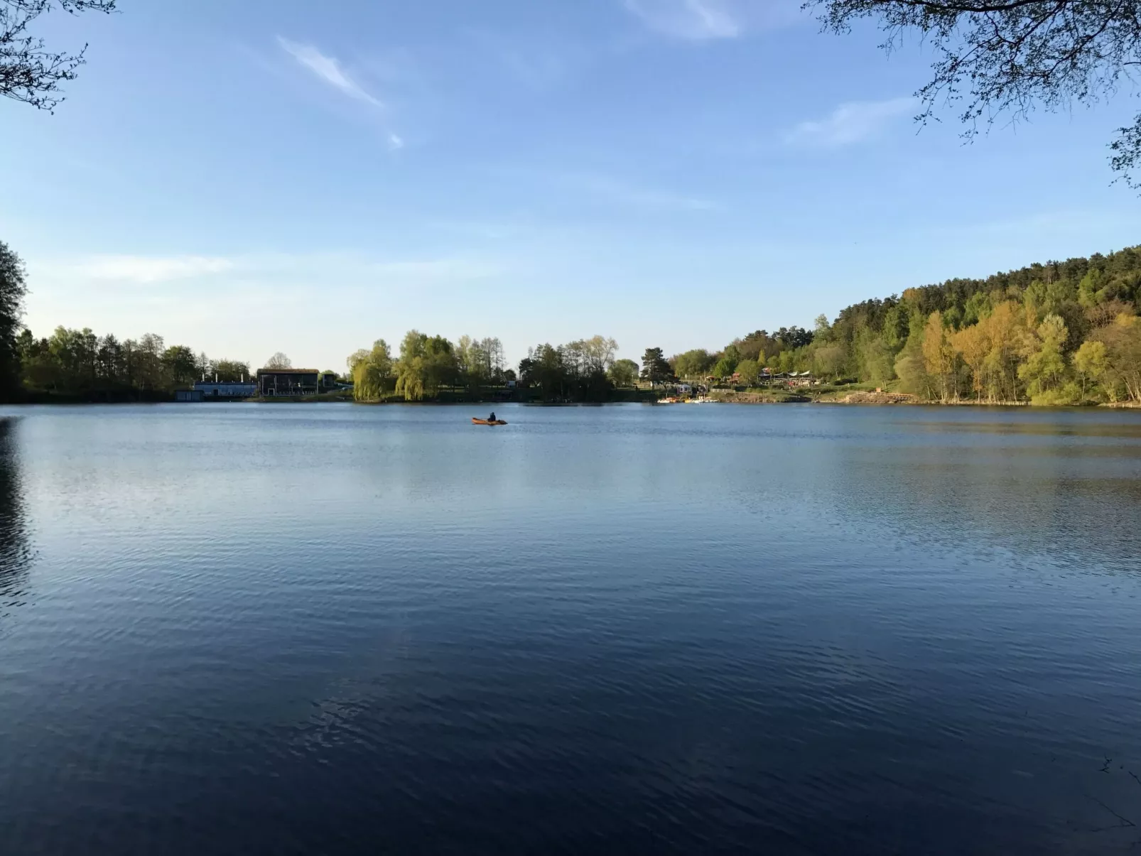 Idyllisches Ferienhaus mit Balkon und Garten-Buiten