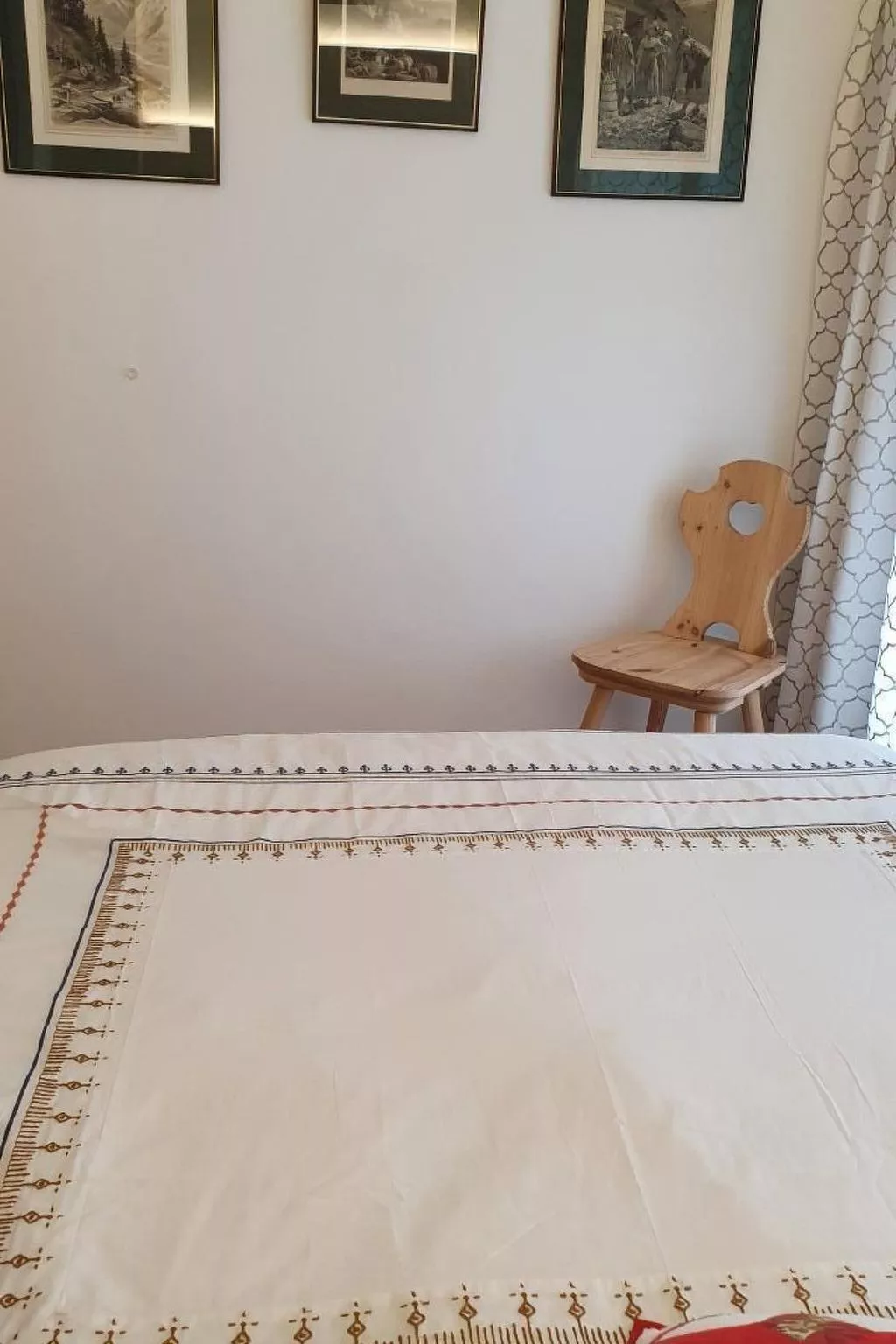 Mit Blick auf die Berge-Image-tags.info