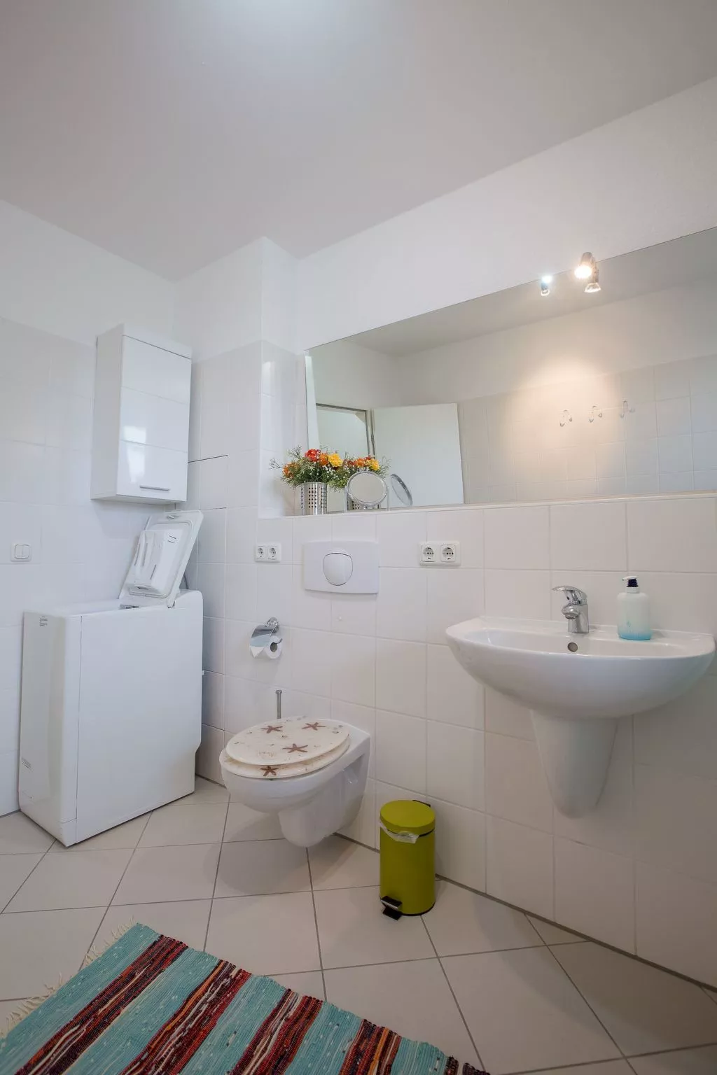  in Stadtrandlage mit guter Anbindung, sowie eigener Terrasse und Garten-Binnen