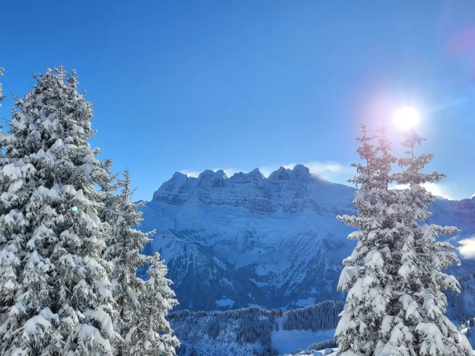 Chalet "Ecureuil" in den Portes du Soleil im Wallis-Buiten