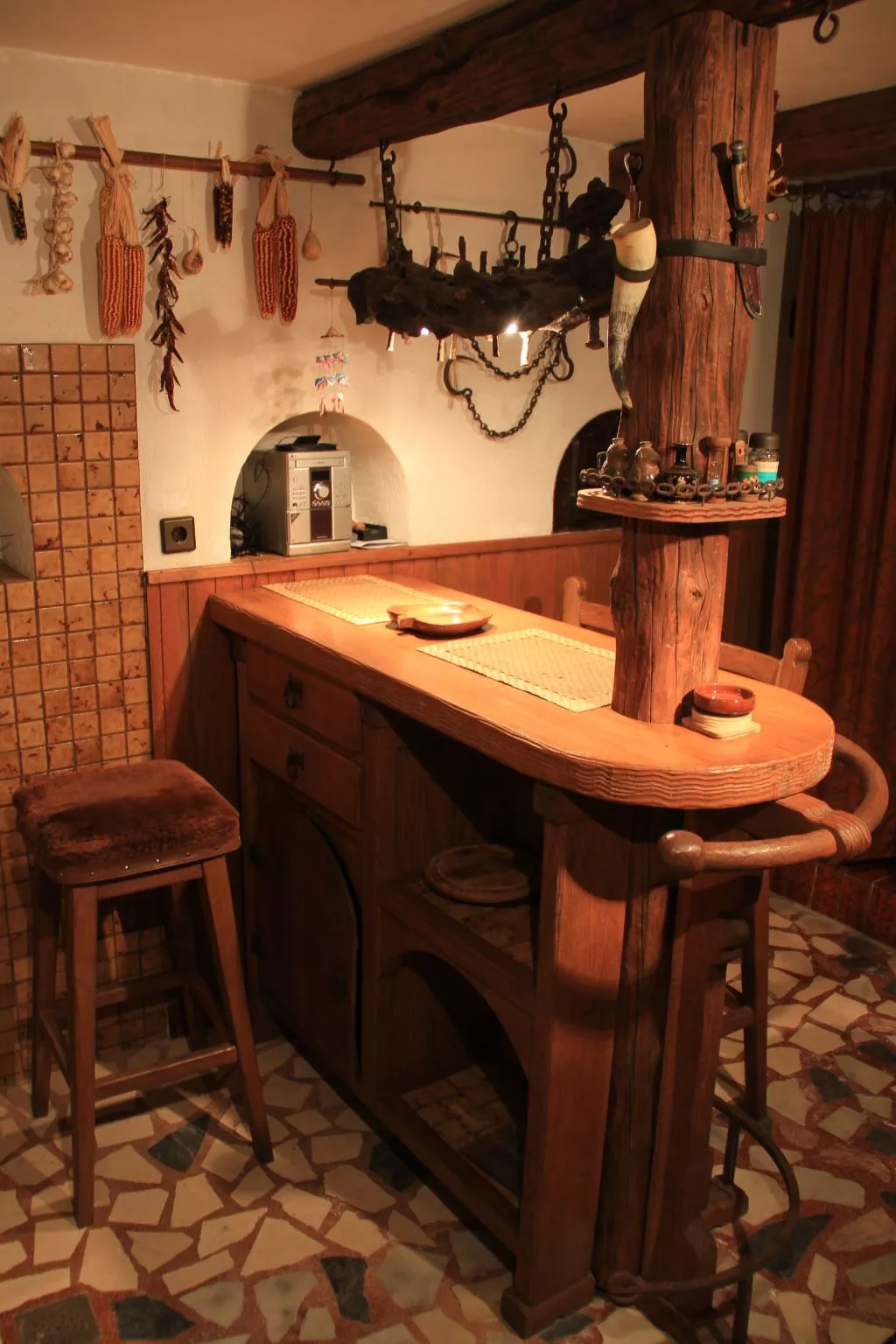 Im Erdgeschoss mit Garten und Laube fur zwei Perssonen mit dem eigenen Parkplat-Binnen