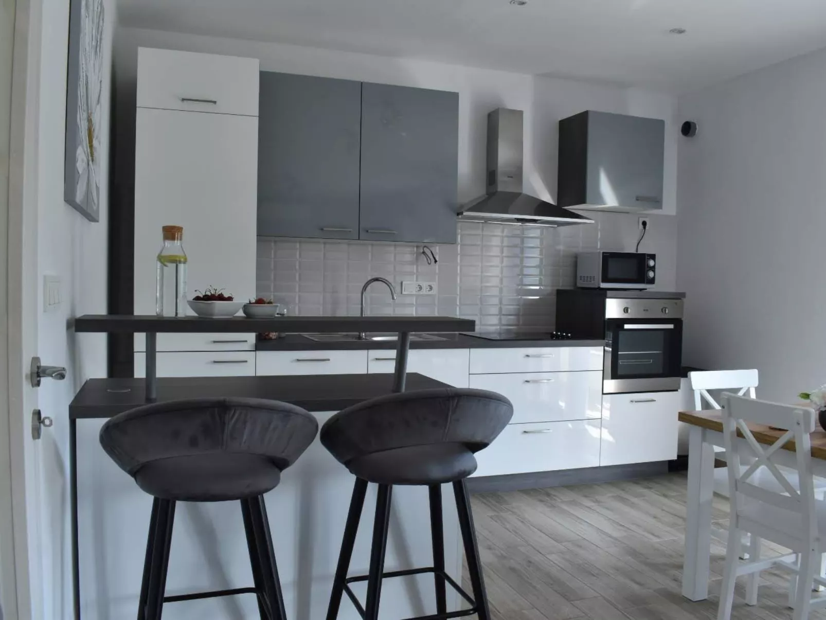 Für 8 Personen ca. 120 m&sup2; in Dubrava, Dalmatien (Gespanschaft Split-Dalmat-Binnen