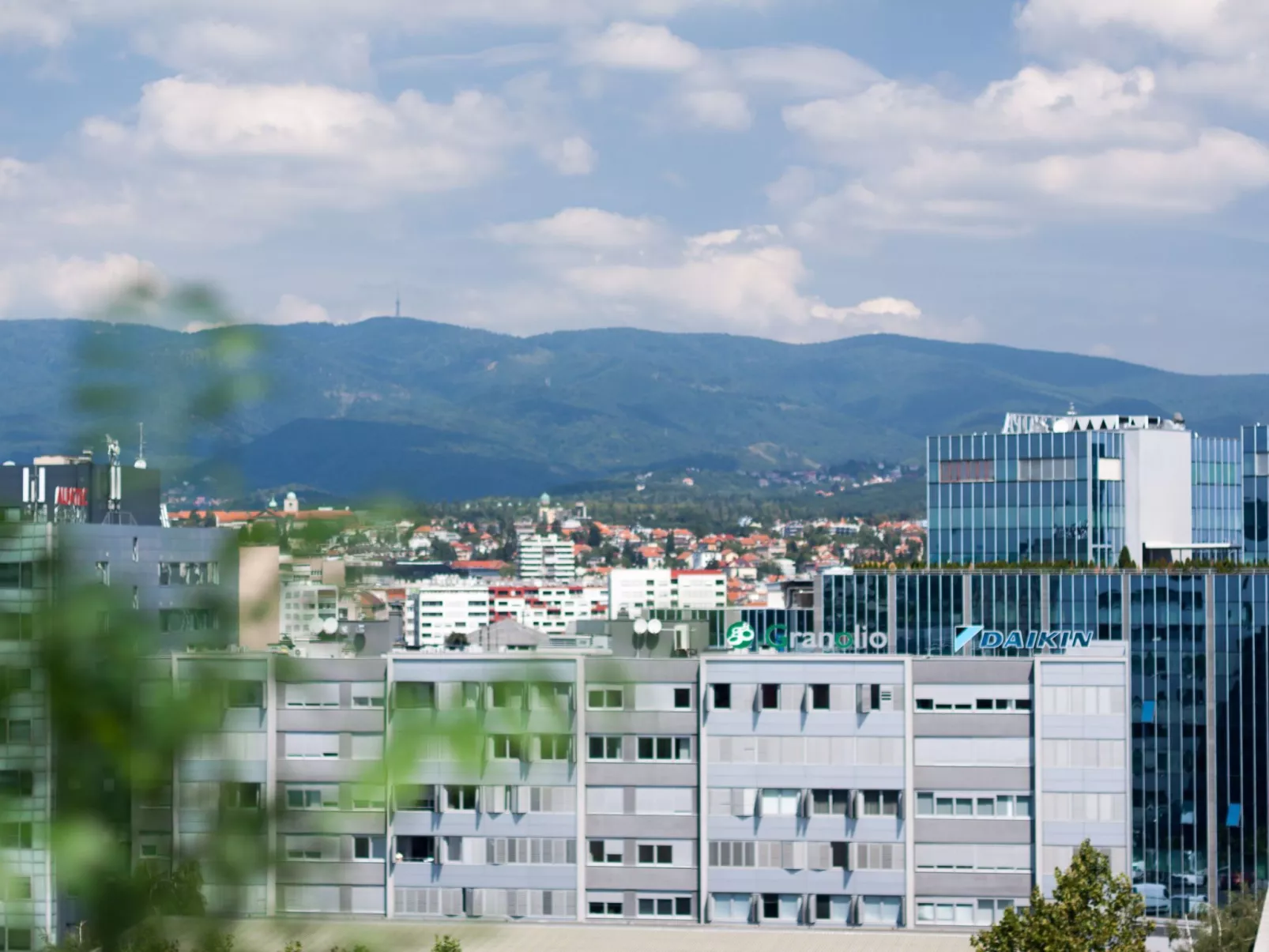 "Amanda" mit Terrasse-Buiten
