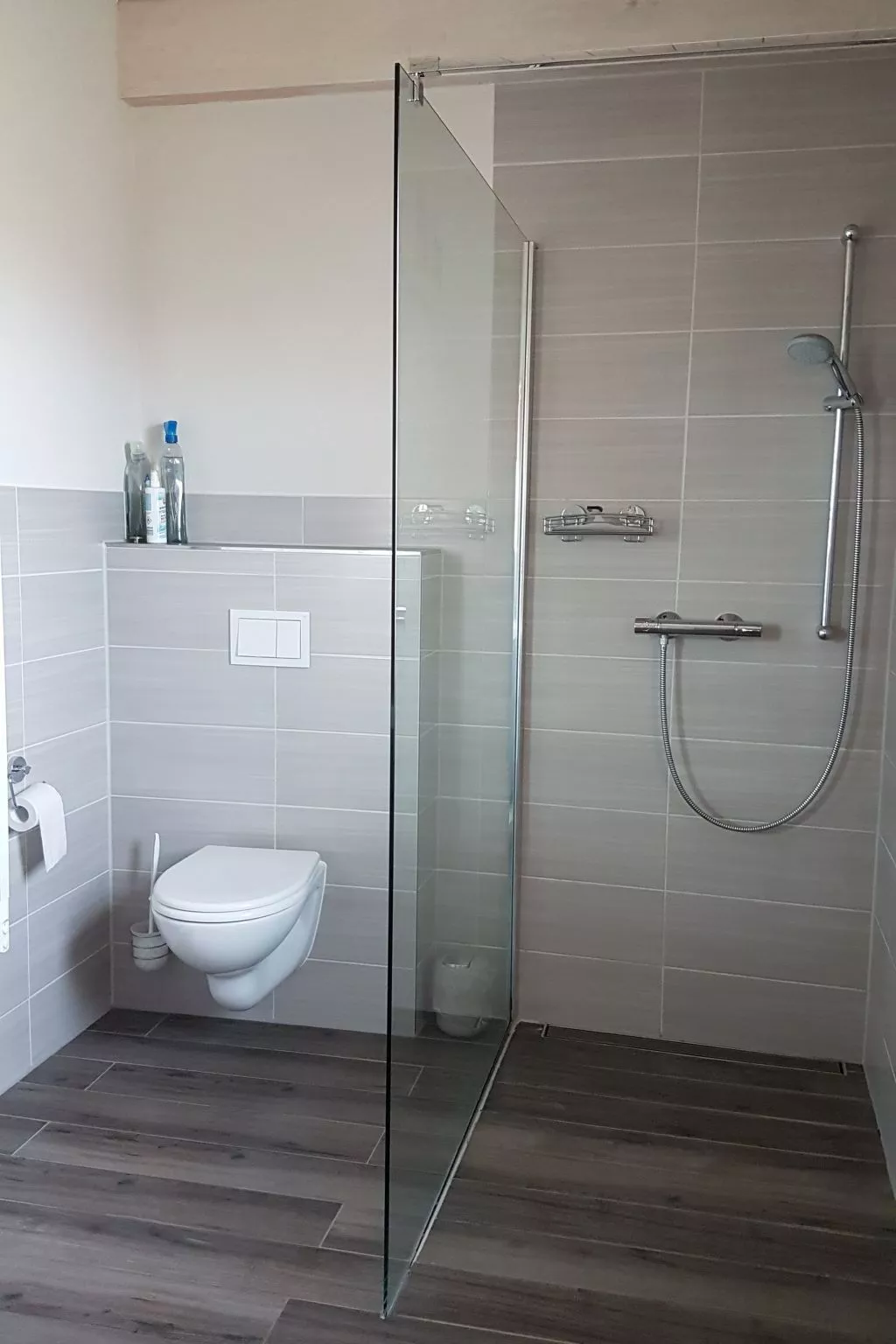 Gemütliches Schwedenhäuschen mit Terrasse-Image-tags.info