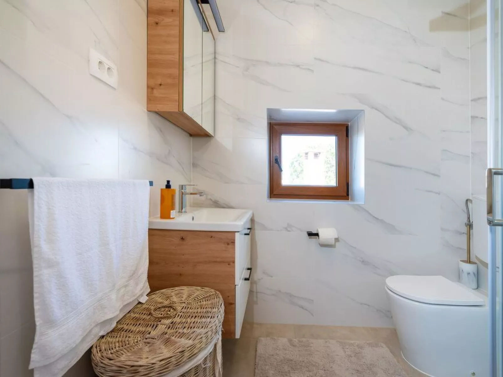 Mit Jacuzzi-TA Leut Agency-Binnen