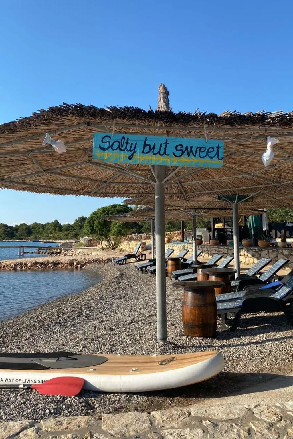 Strandhaus Lady - Ferienanlage Bain, Žut - Kornati-Buiten