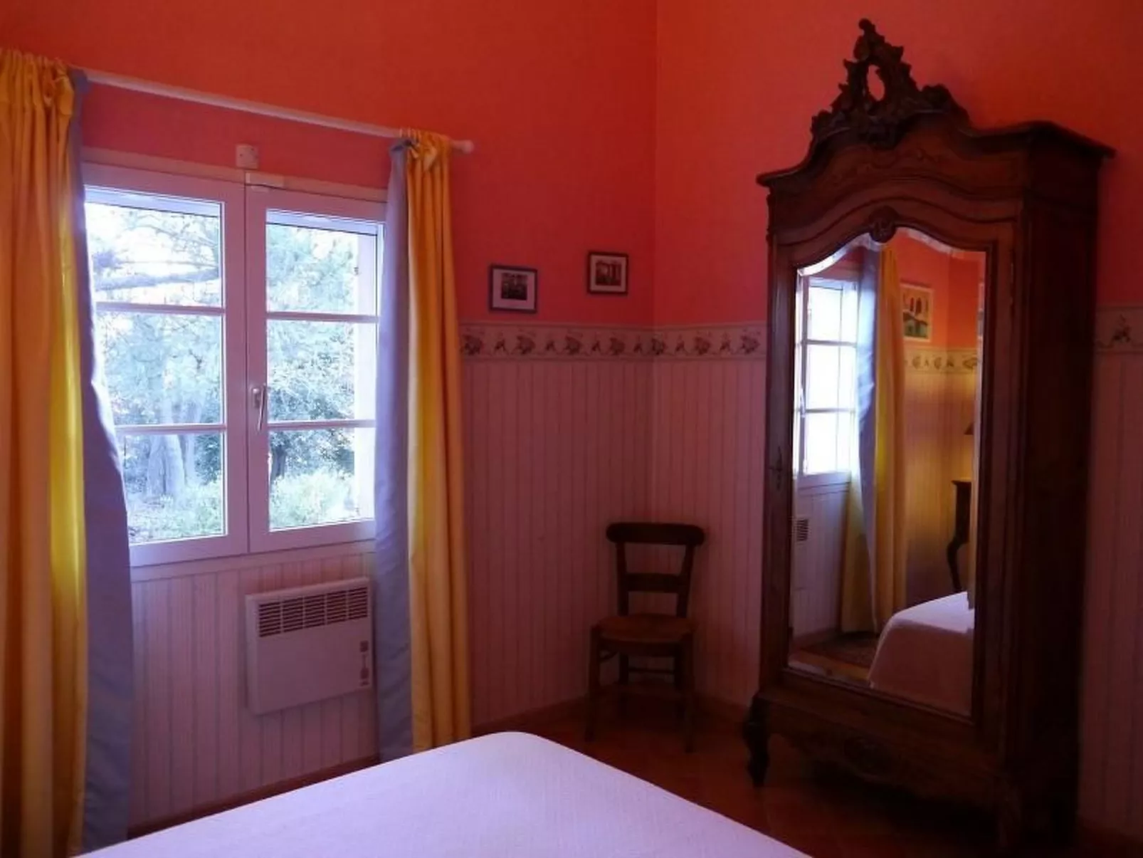 Ruhige Villa mit Pool im Herzen der Weinberge-Binnen