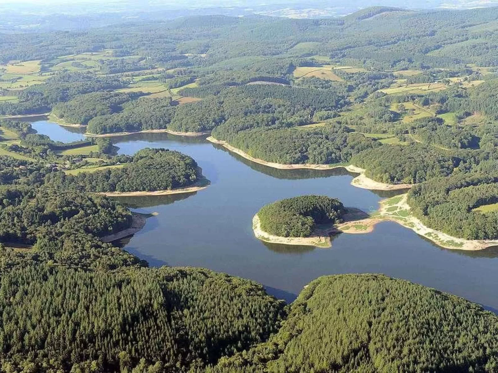 Maison les isles menefriers-Buiten