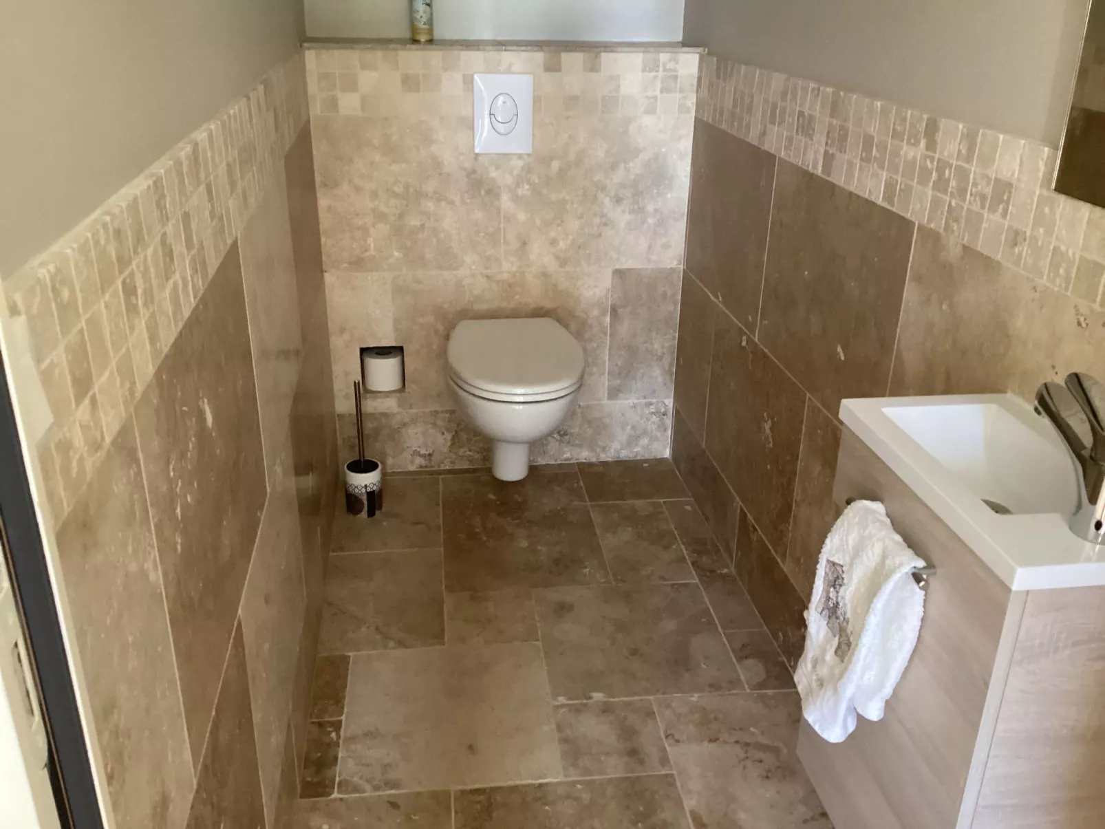 Haus von Leontine - Binnen