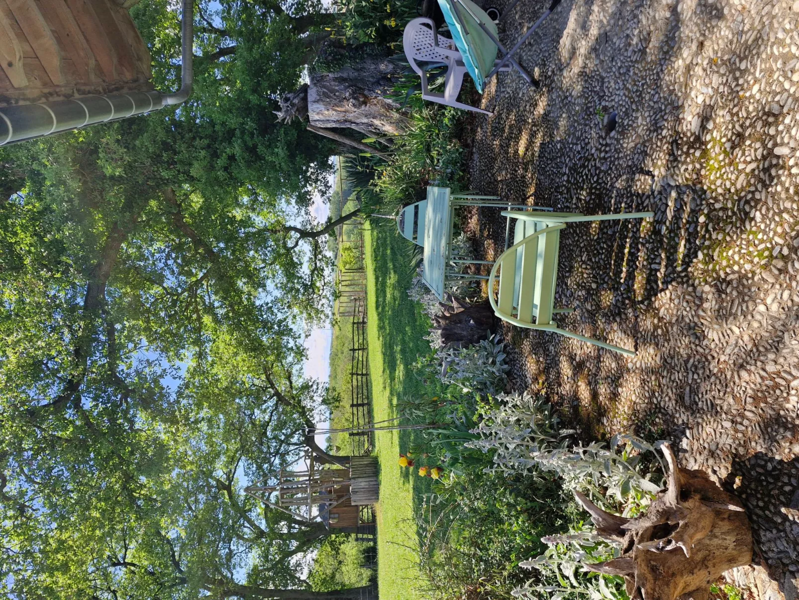 Die Unterkunft für zwei bis sechs Personen, Schwimmbad, Bouleplatz, Spa, Tennis-Buiten