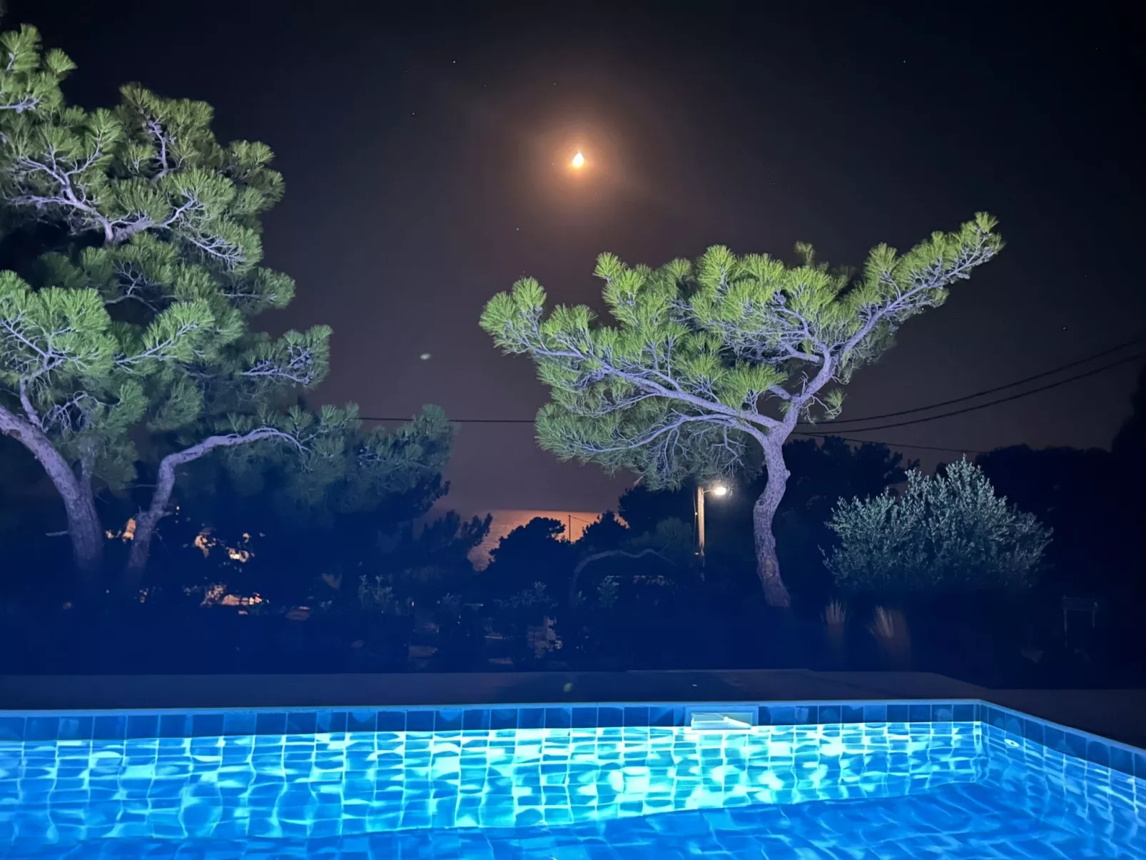 Villa Maria mit privatem Pool und Meerblick-Buiten