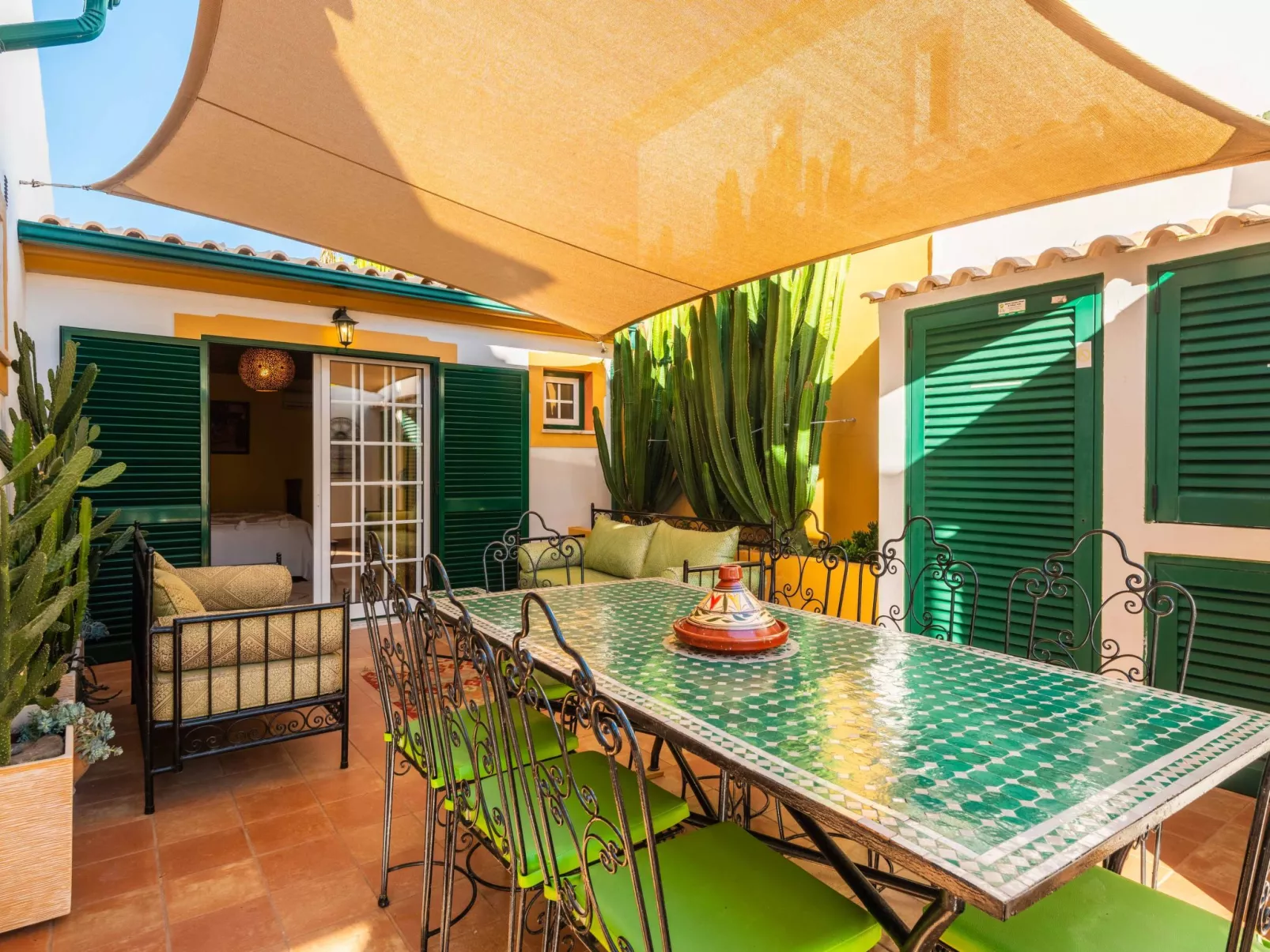 Feriendorf "Riad Serpa Galé". - Binnen