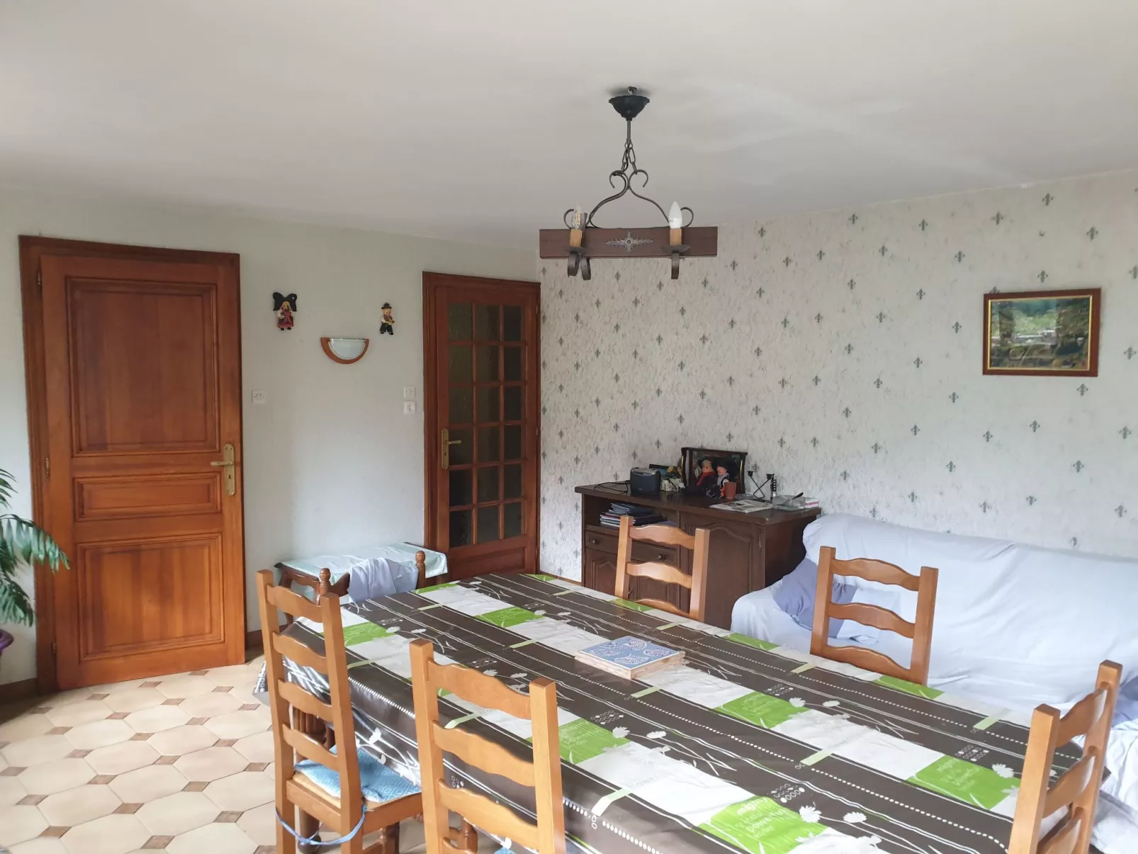 Mit Balkon, Garten und Talblick-Binnen