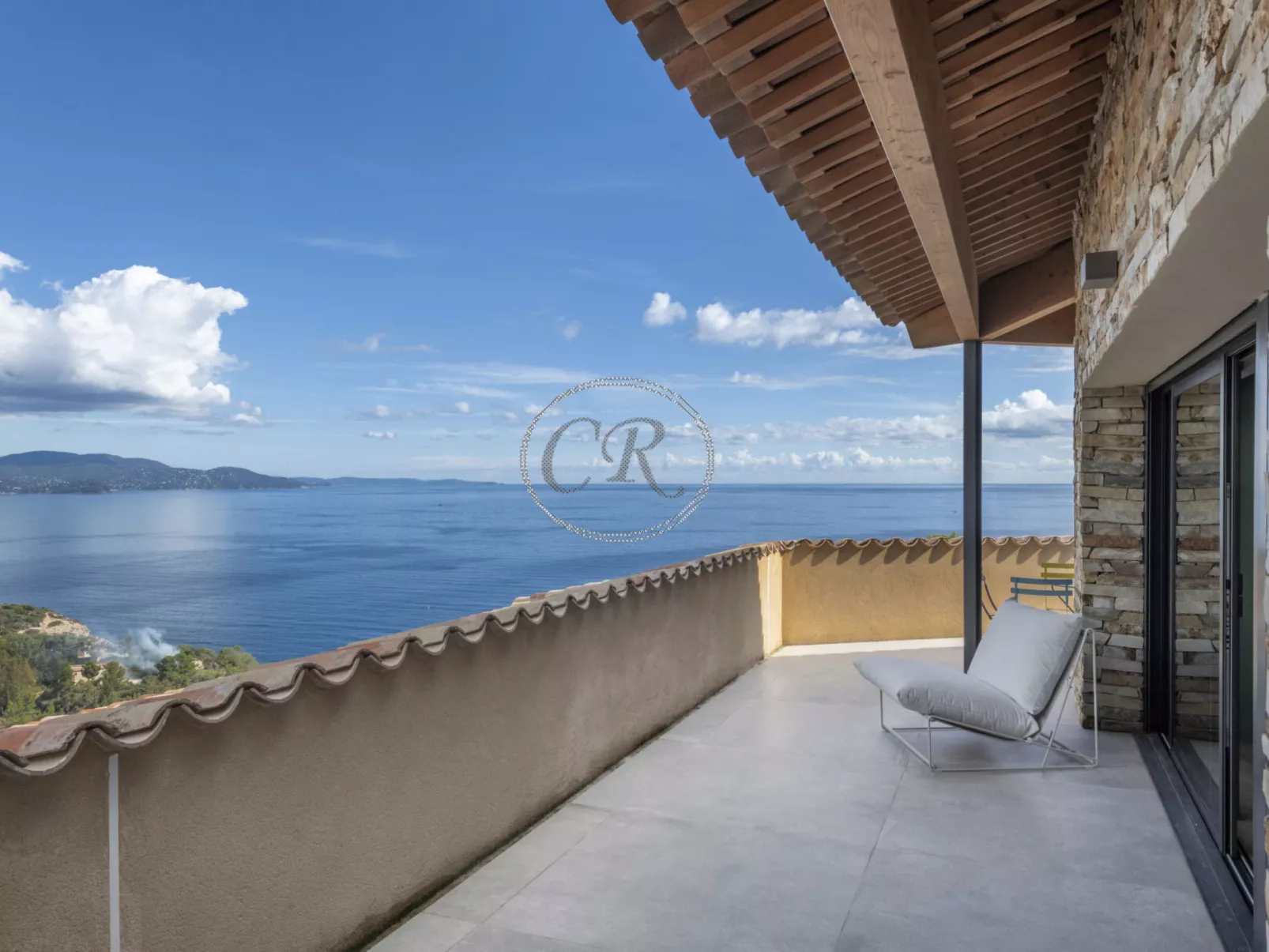 Außergewöhnliche Villa am Cap Bénat-Buiten