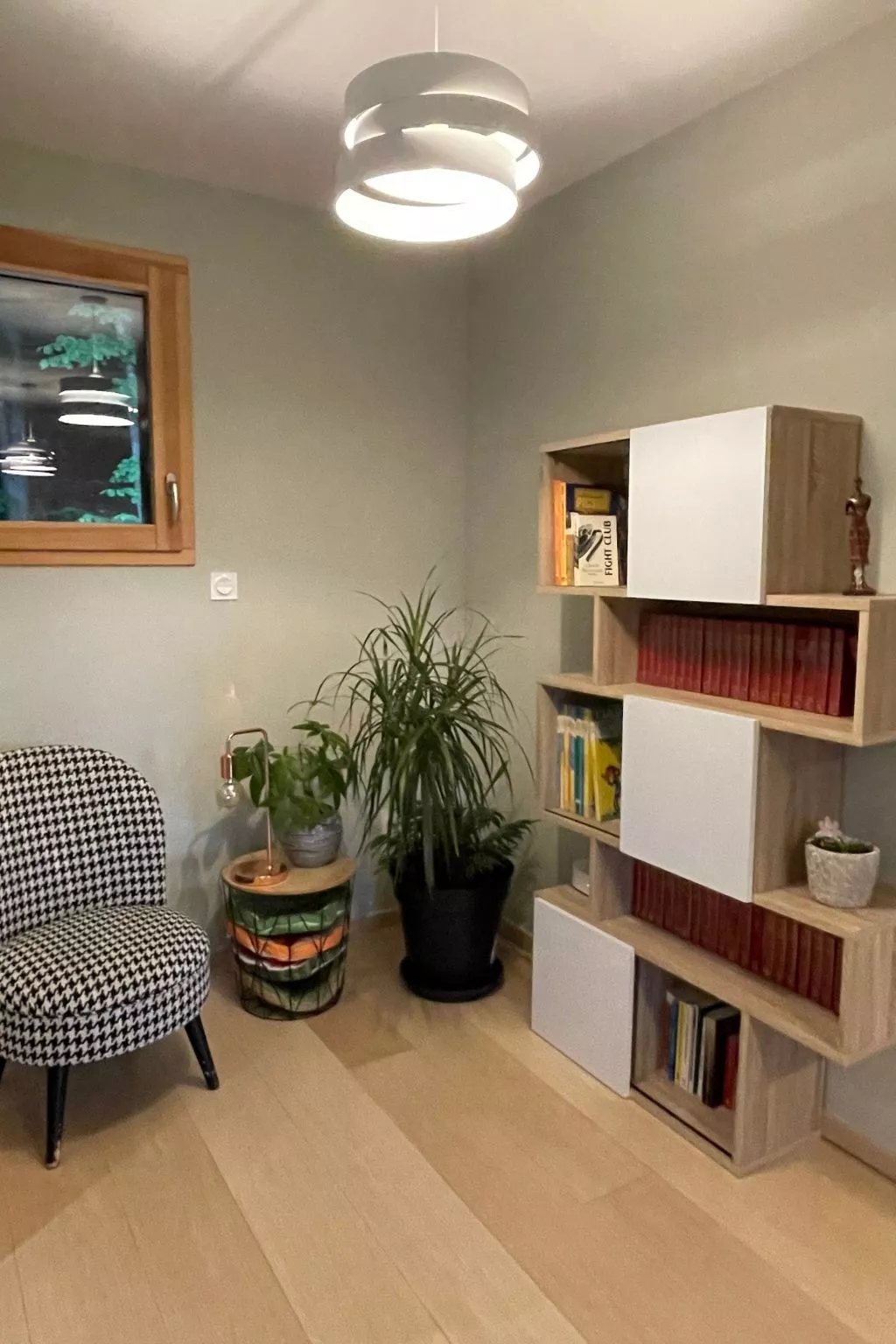 Das ruhige Les Grangettes mit Seeblick-Binnen