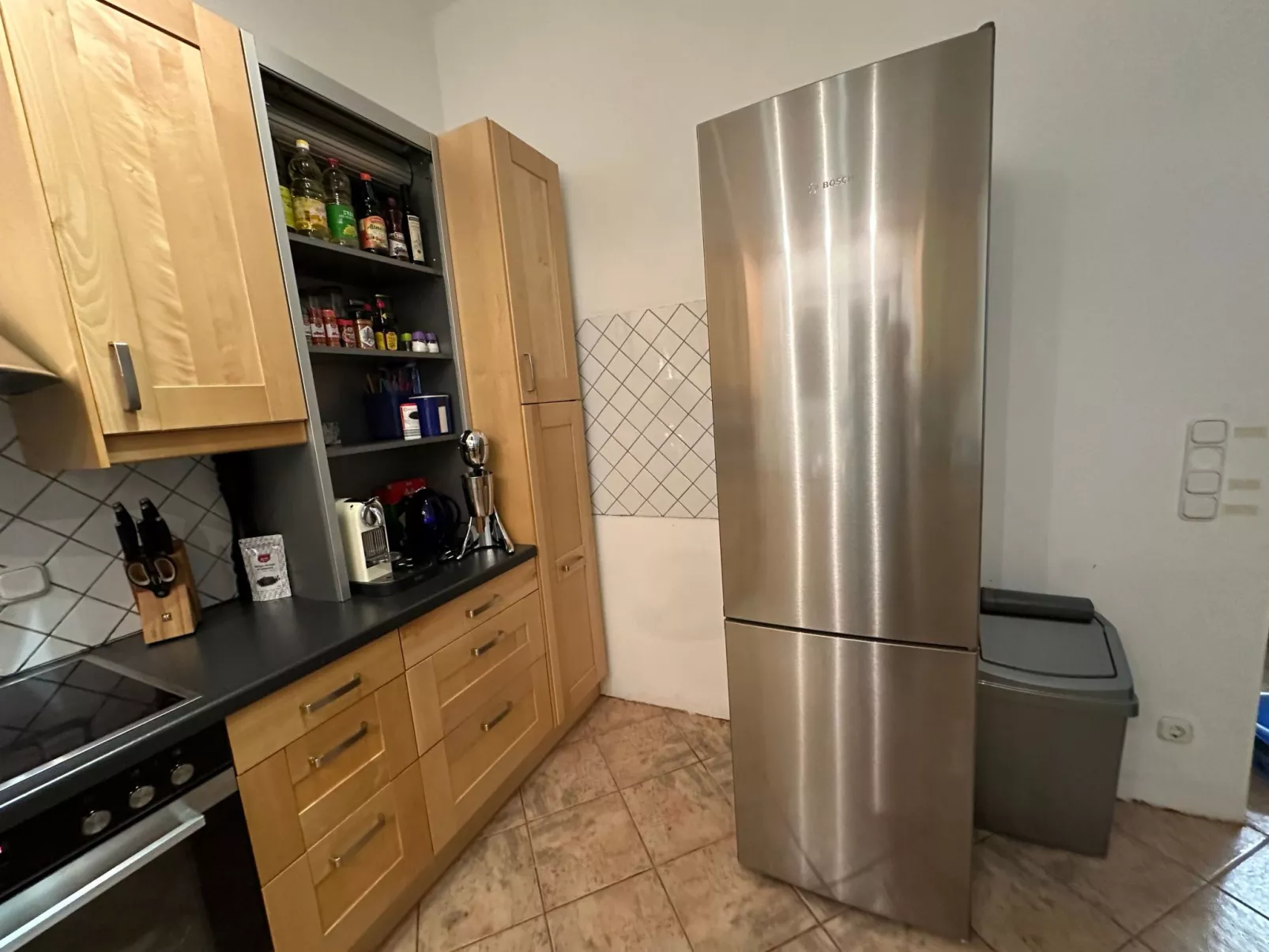 Tanjas Paradise-Binnen