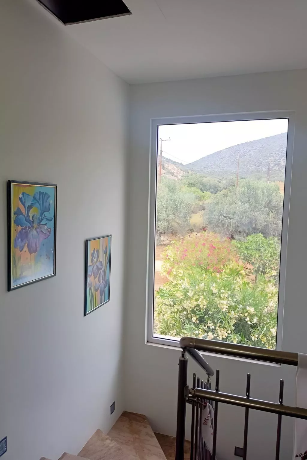 Anwesen "Villa Livadia" mit Infinity-Pool-Buiten