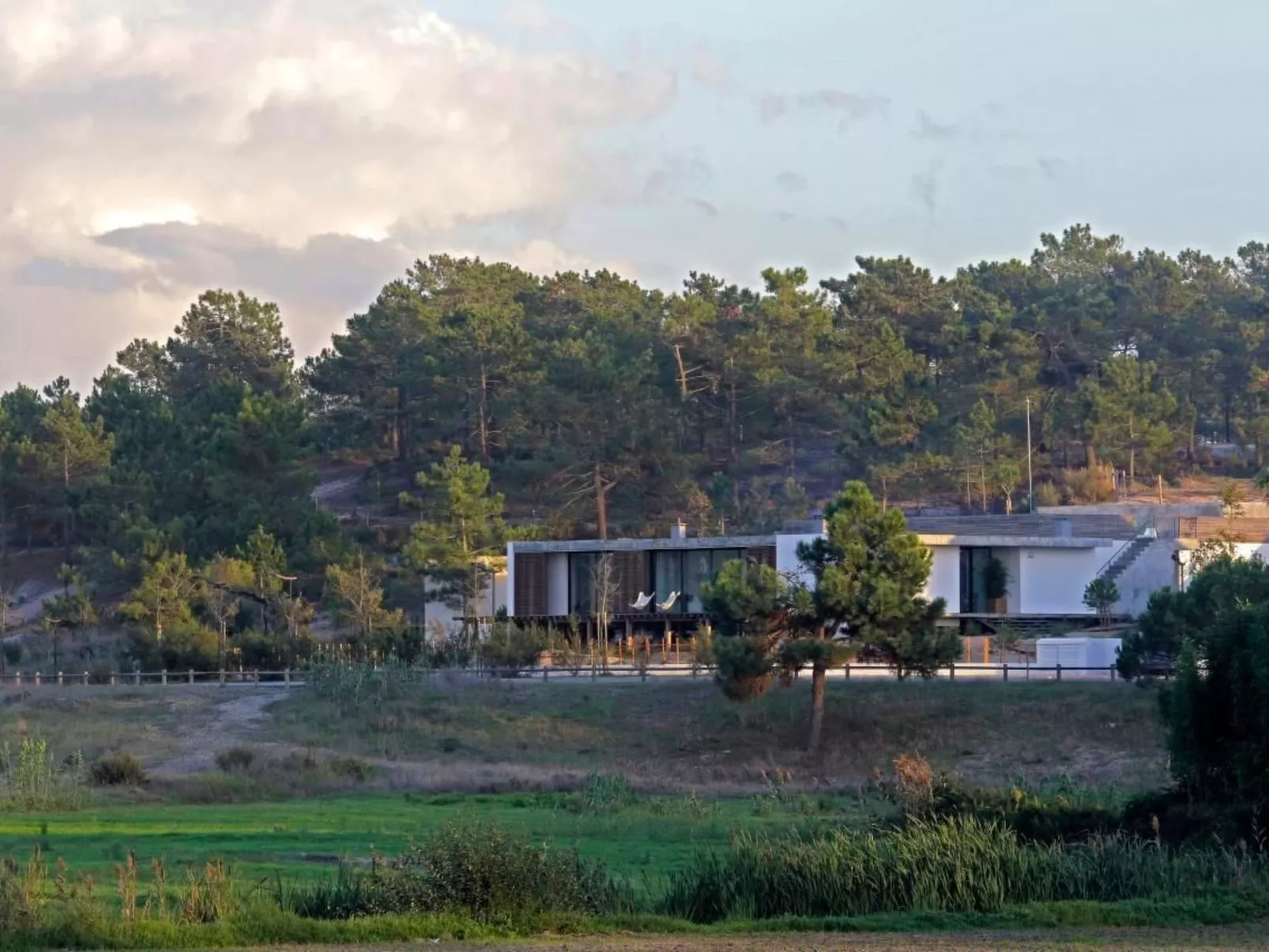 Exklusive Design-Villa in den Dünen, Pool auf dem Dach-Buiten