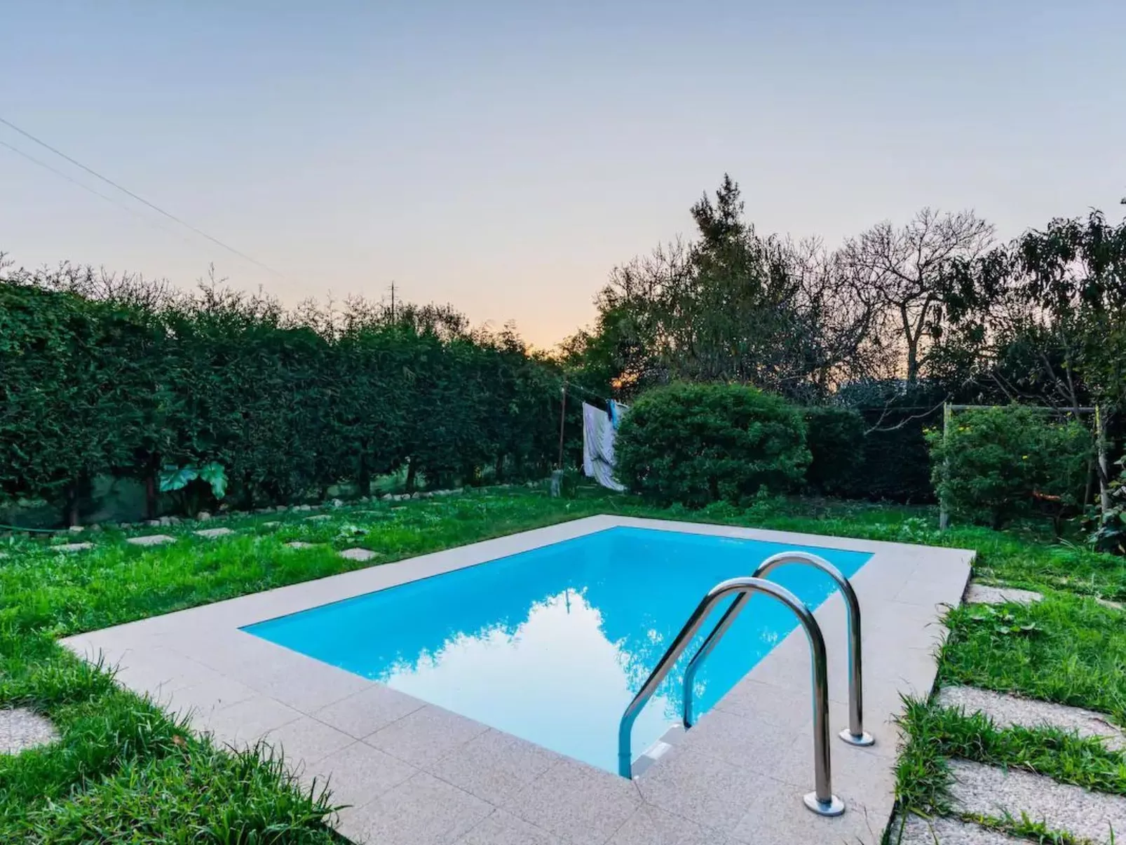 Mit Garten, Grill und Terrasse-Buiten