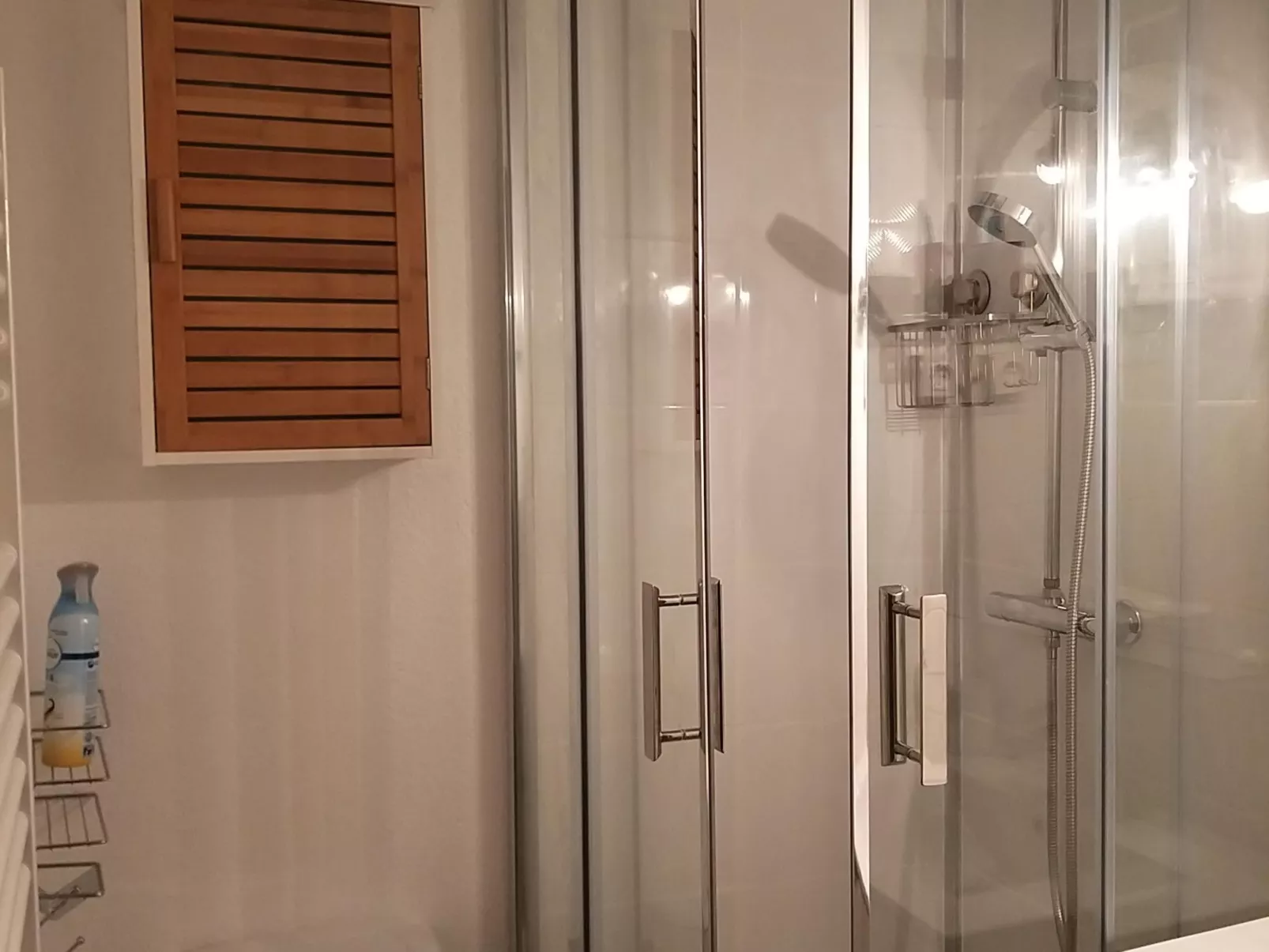 T2climatisé au calme 2 étoiles-Binnen