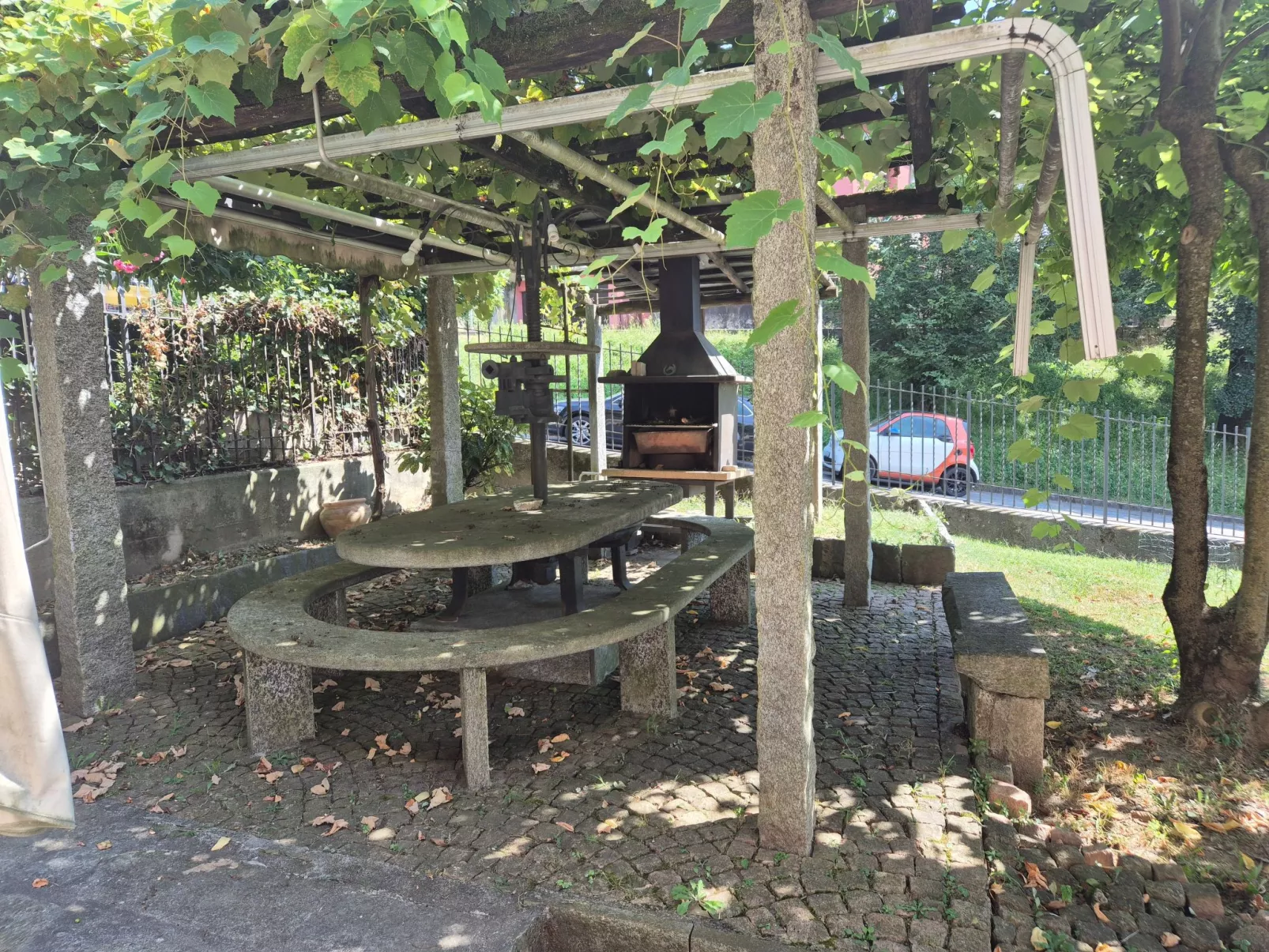 Executive mit 6 Schlafzimmern und 2 Bädern-Buiten