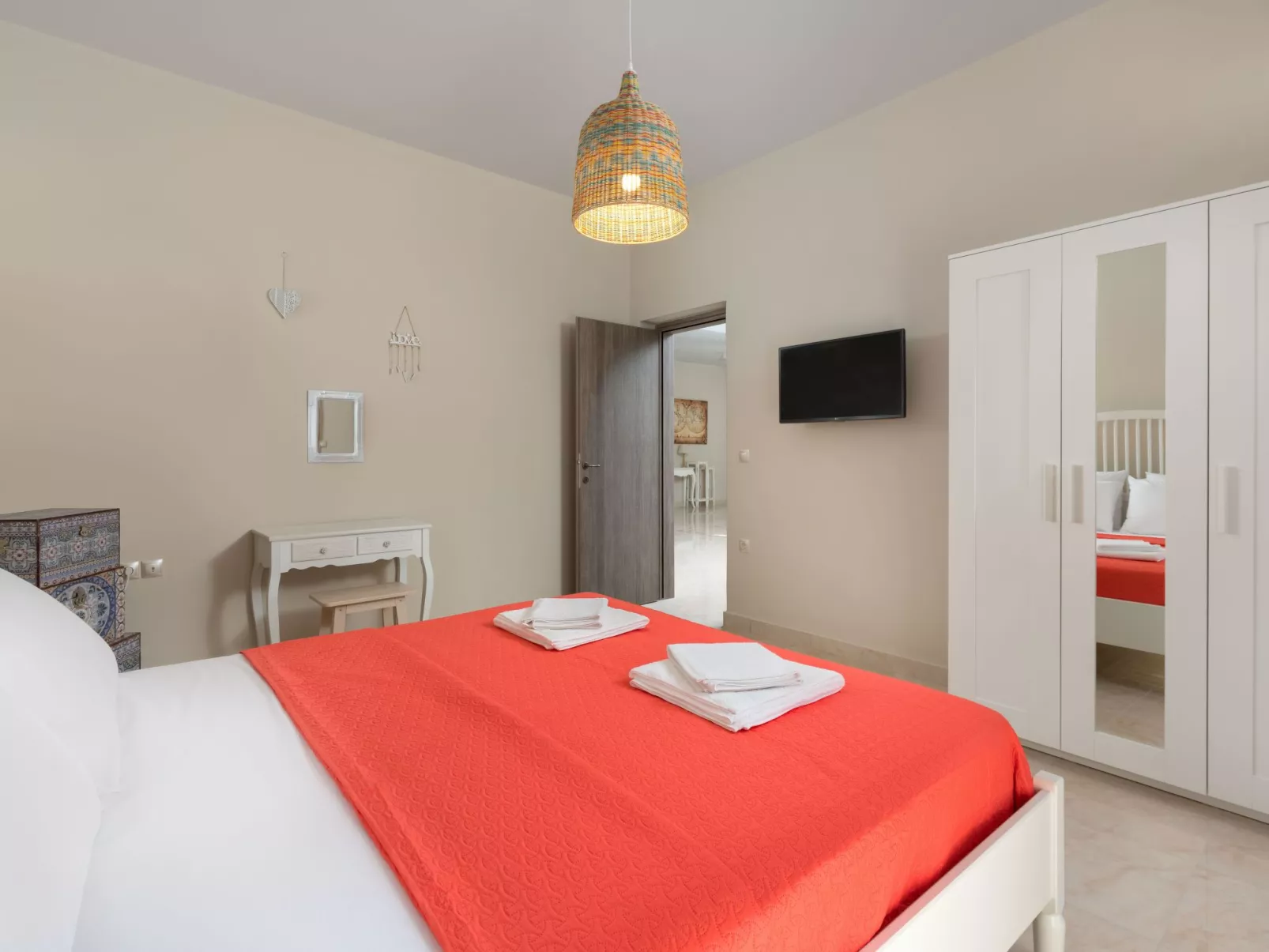 Geräumige Villa Evelyn für 10 Personen mit Pool-Binnen