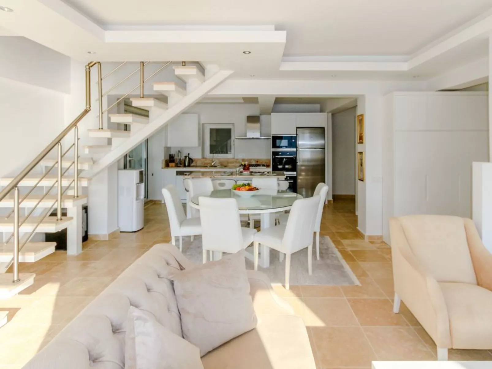 Luxuriöse Natursteinvilla "Ketchy"-Binnen