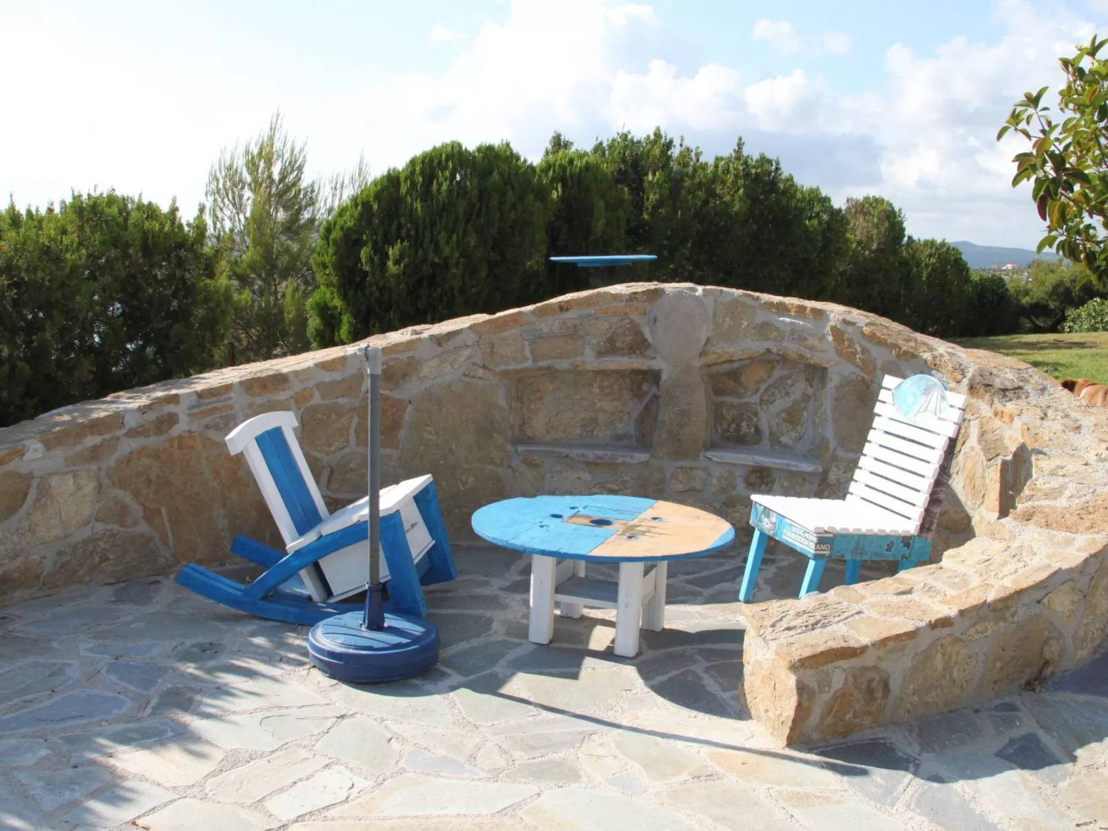 Charly Point Villa-Buiten