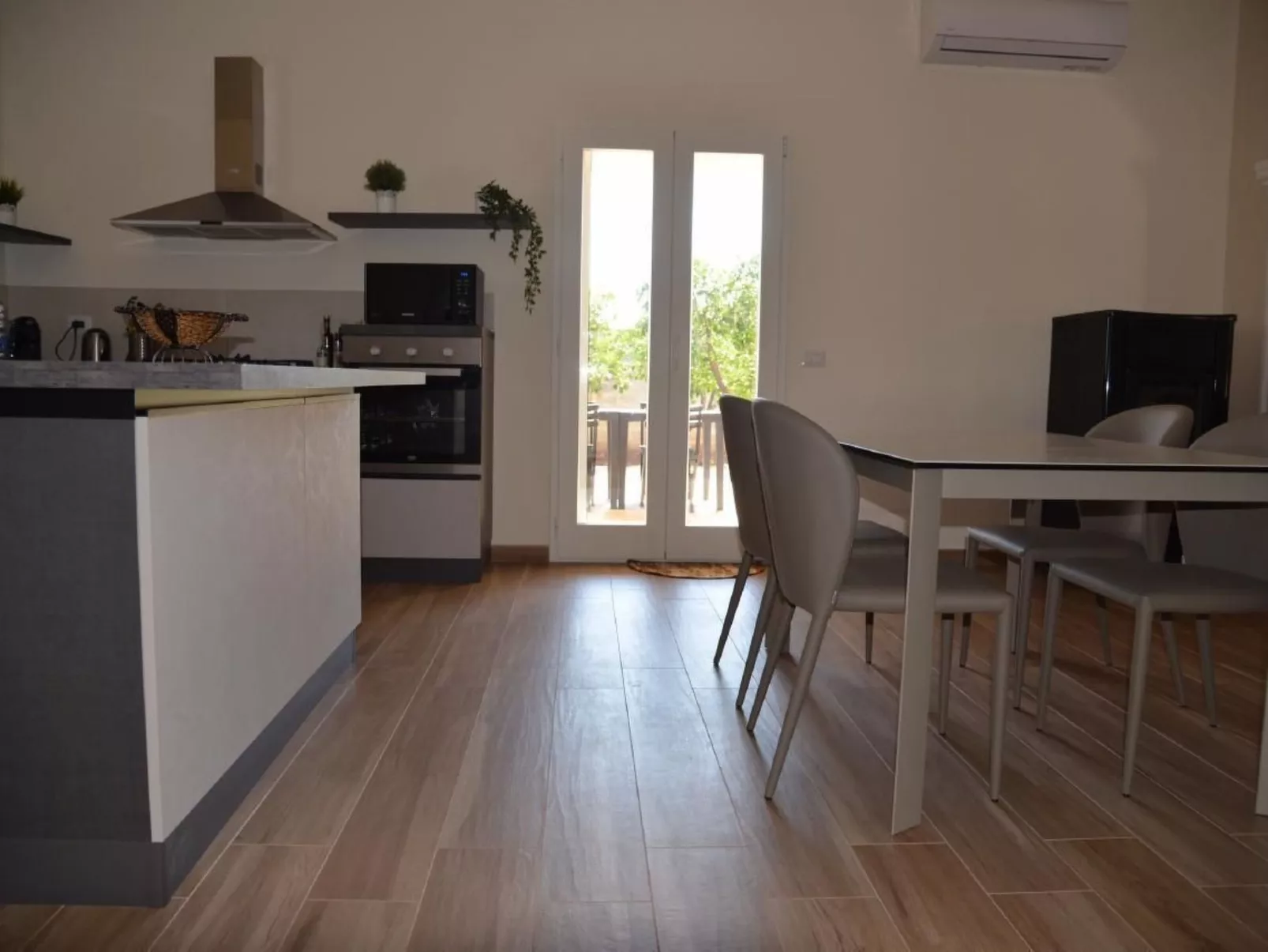 Villa mit privatem Pool-Binnen